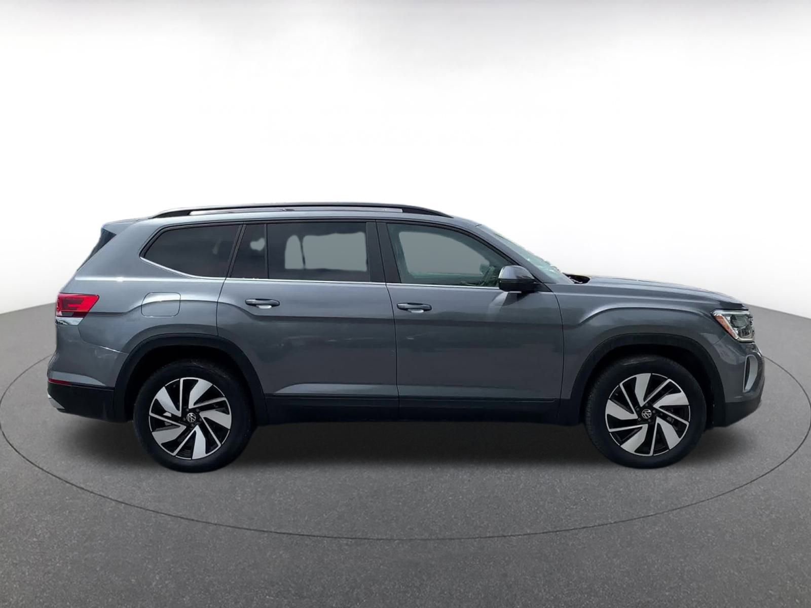 Thumbnail: 2024 Volkswagen Atlas - 16