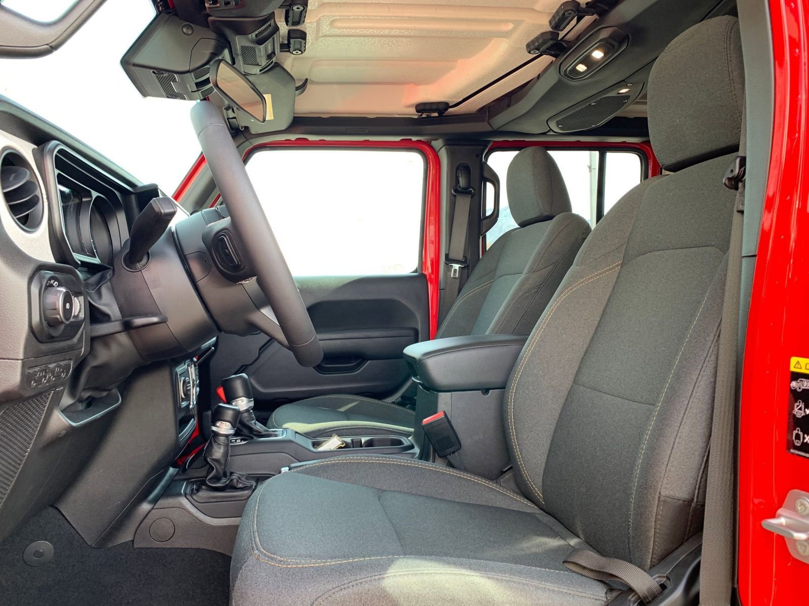 Thumbnail: 2025 Jeep Wrangler - 25