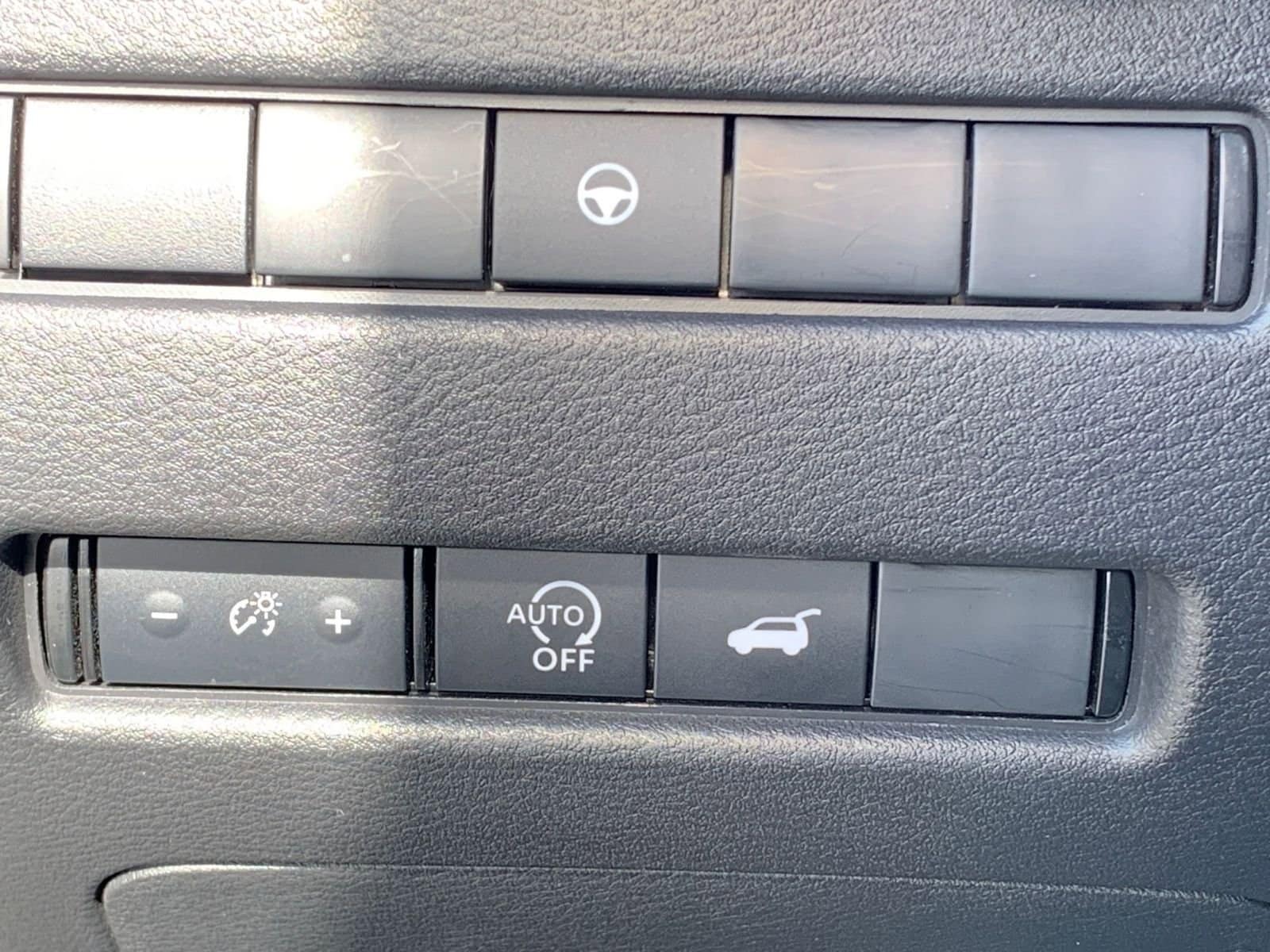 Thumbnail: 2025 Nissan Rogue - 23