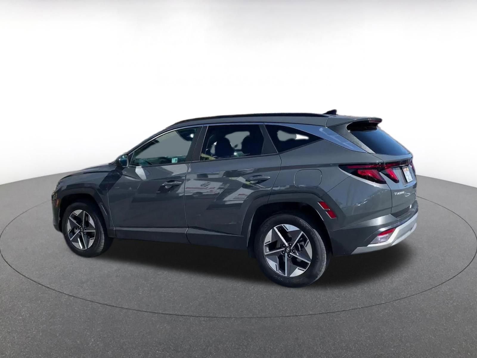 Thumbnail: 2025 Hyundai Tucson - 10