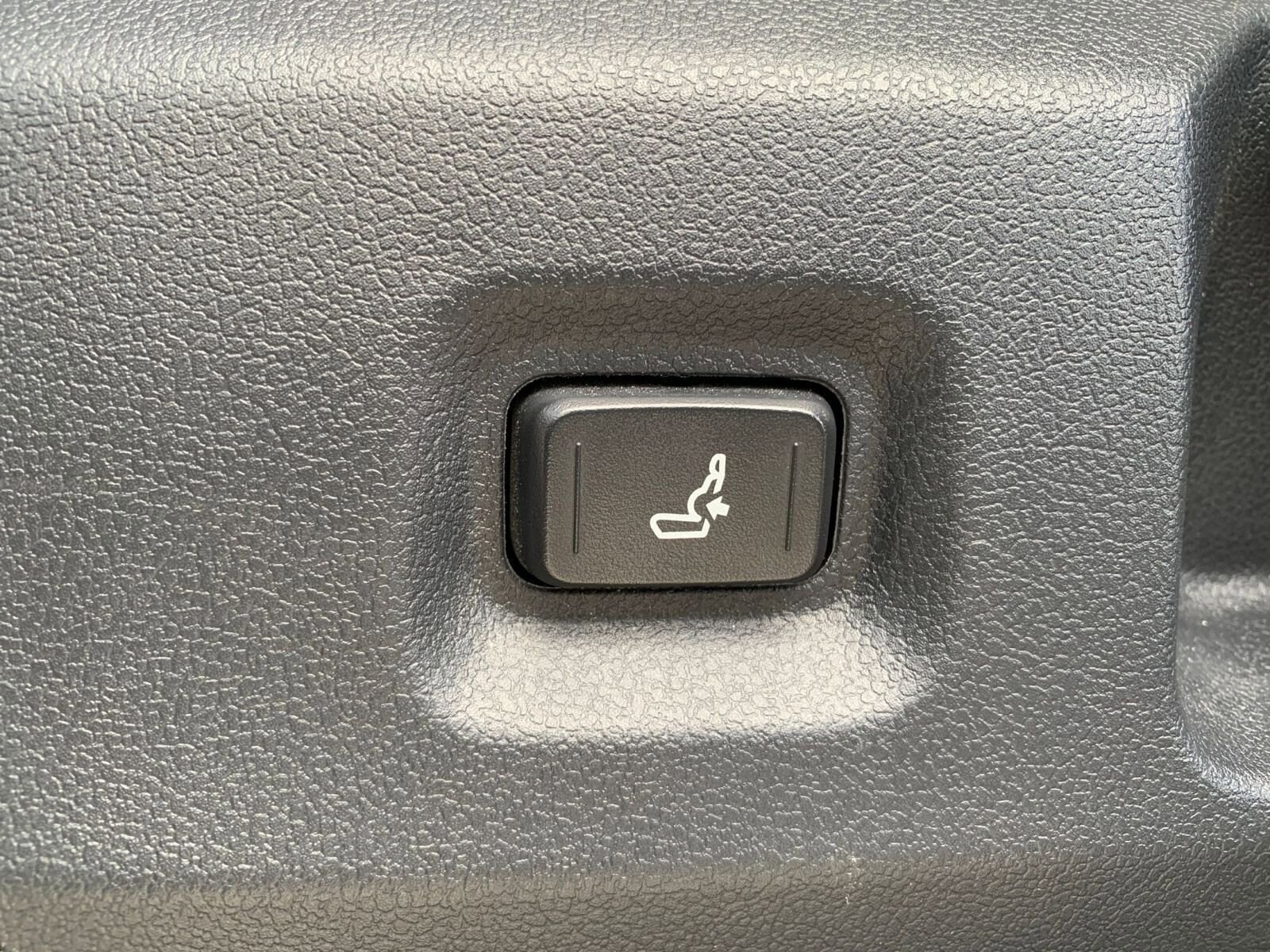 Thumbnail: 2025 Toyota Tacoma - 23