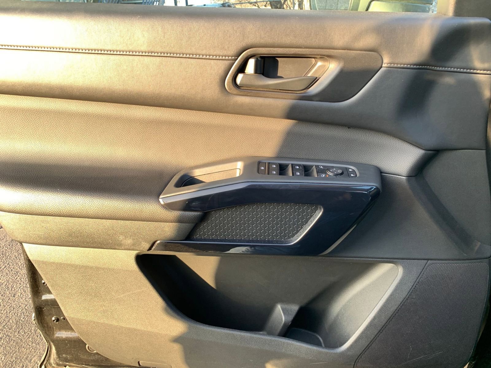 Thumbnail: 2025 Nissan Pathfinder - 21