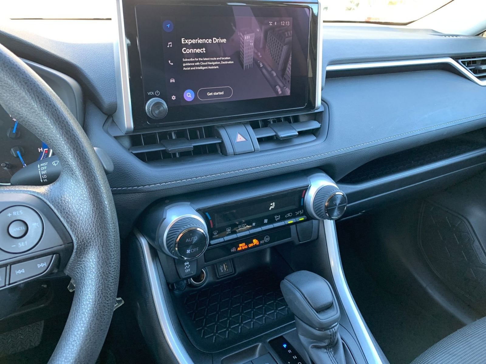 Thumbnail: 2025 Toyota RAV4 - 18