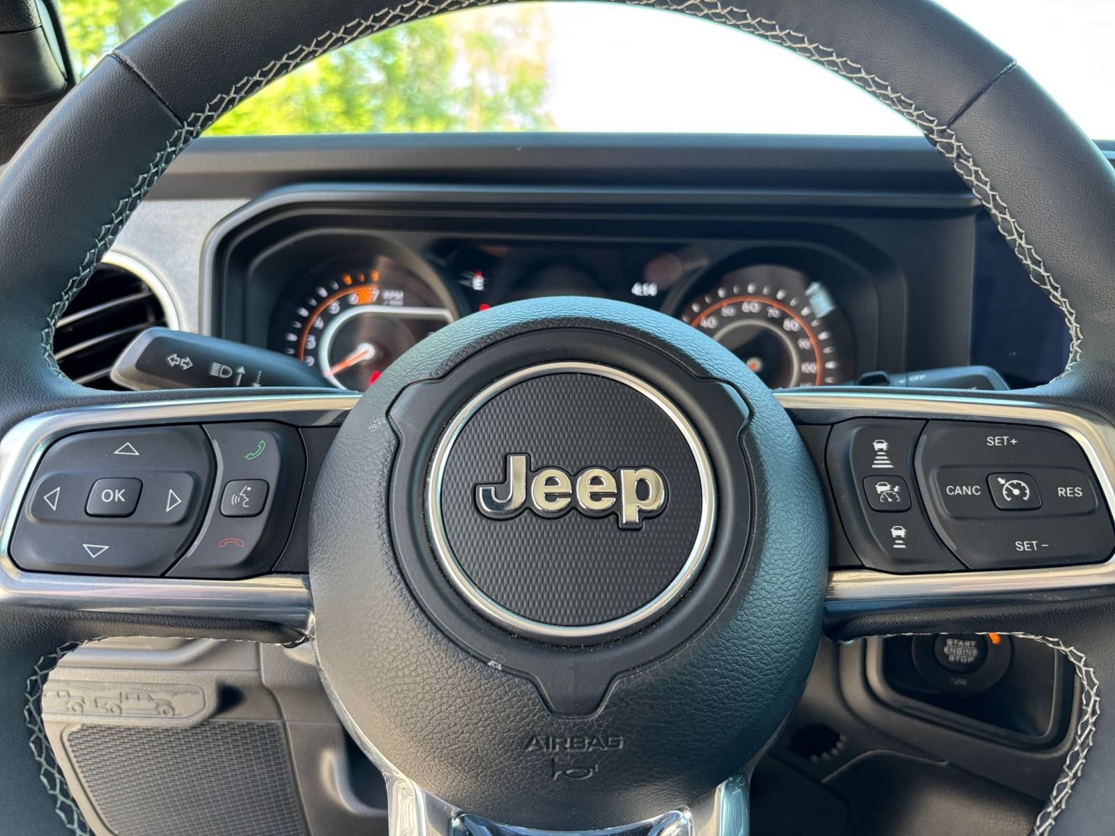 Thumbnail: 2025 Jeep Wrangler - 27