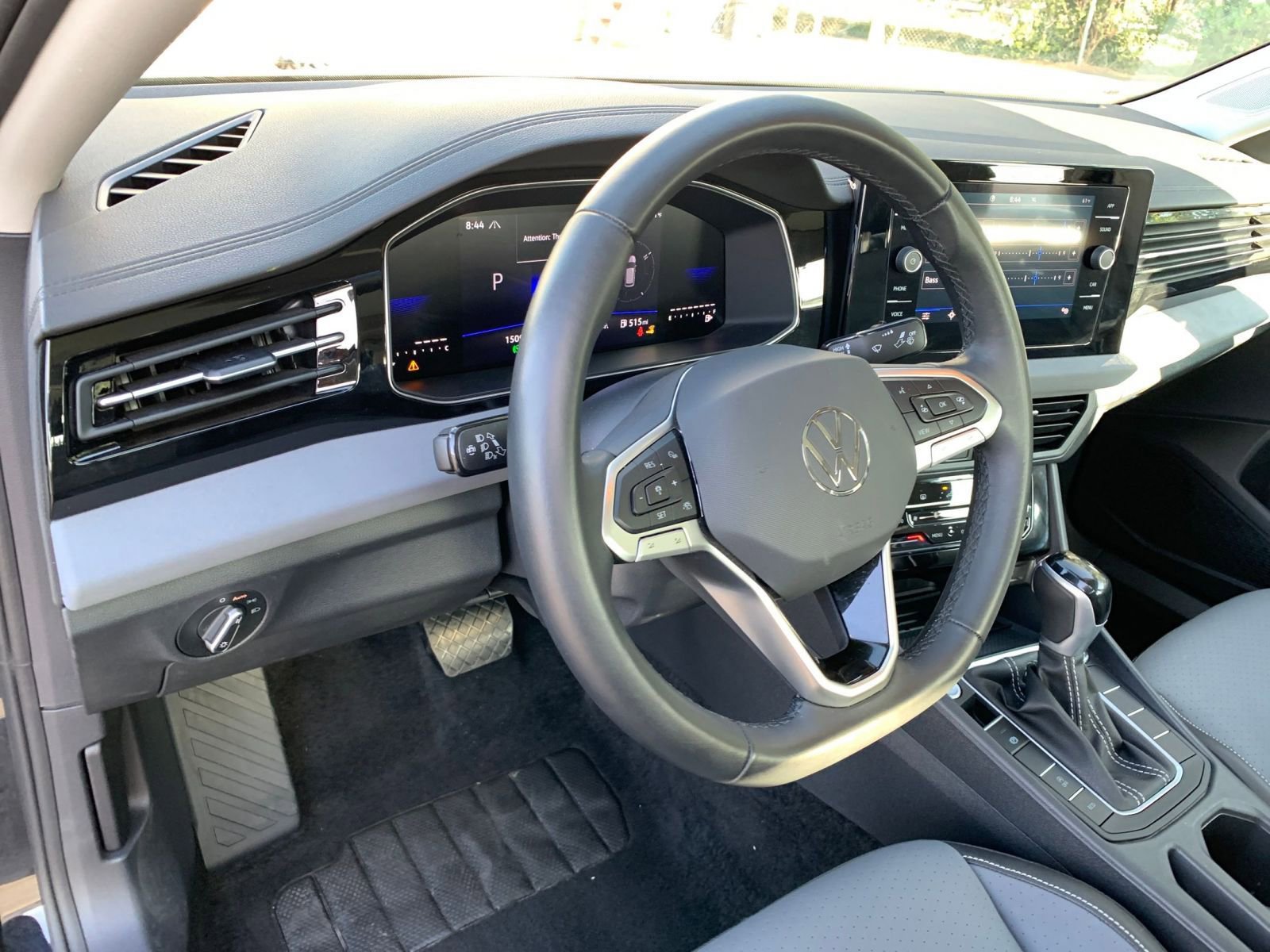 Thumbnail: 2025 Volkswagen Jetta - 33