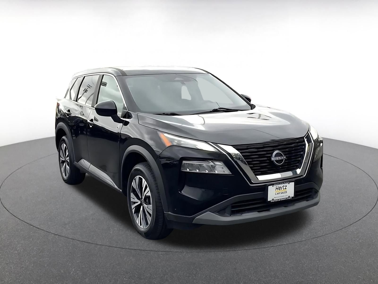 Thumbnail: 2023 Nissan Rogue - 3