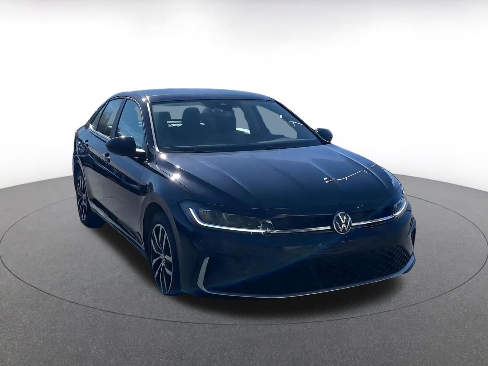 Thumbnail: 2025 Volkswagen Jetta - 3
