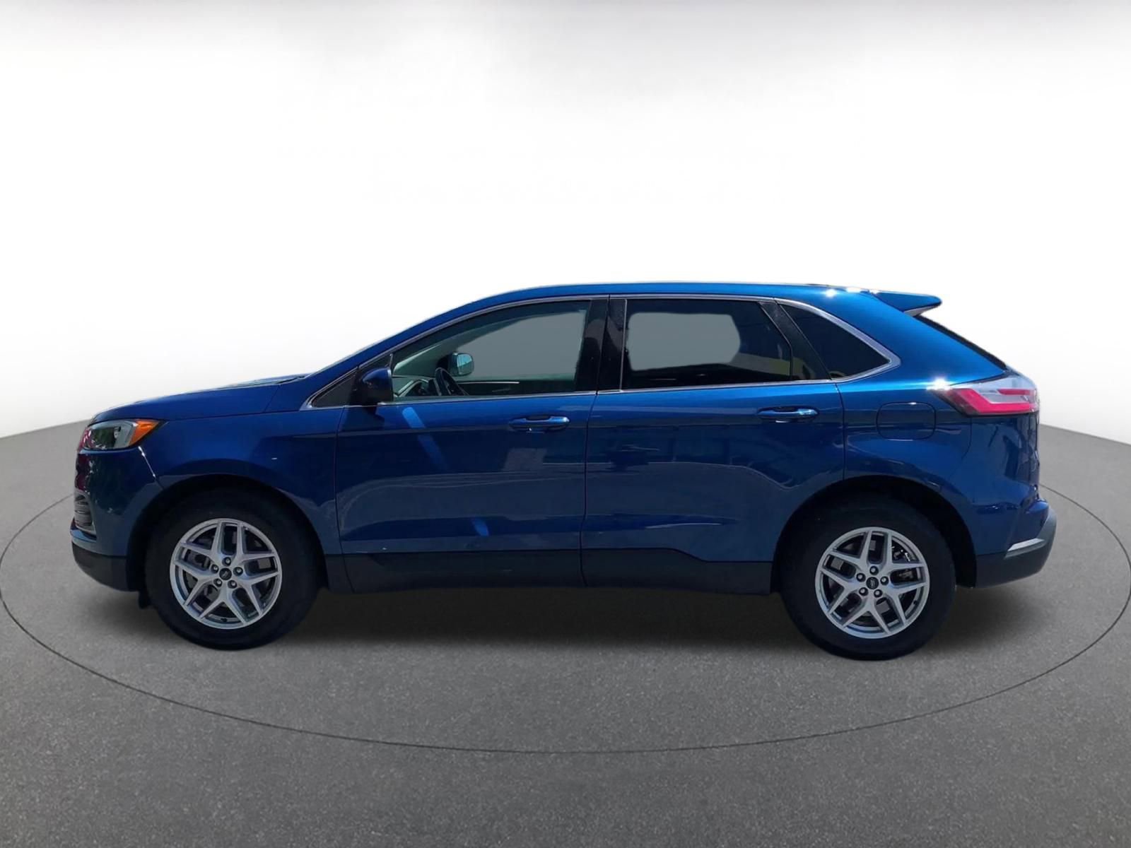 2024 Ford Edge SEL 8