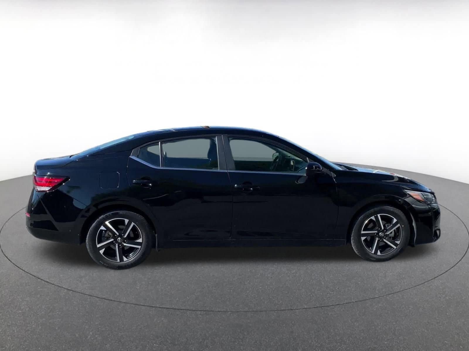 Thumbnail: 2024 Nissan Sentra - 16