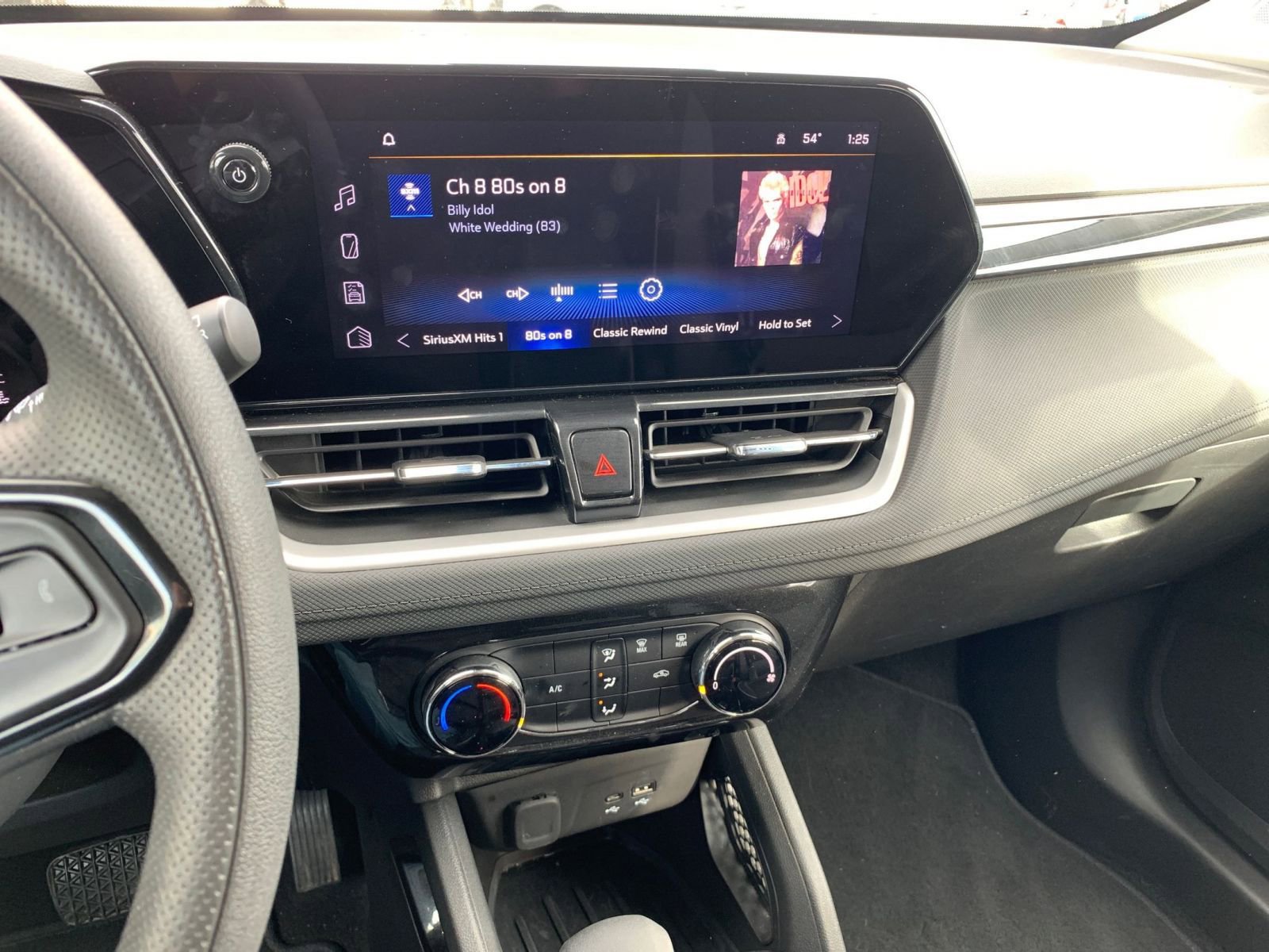 Thumbnail: 2025 Chevrolet TrailBlazer - 18