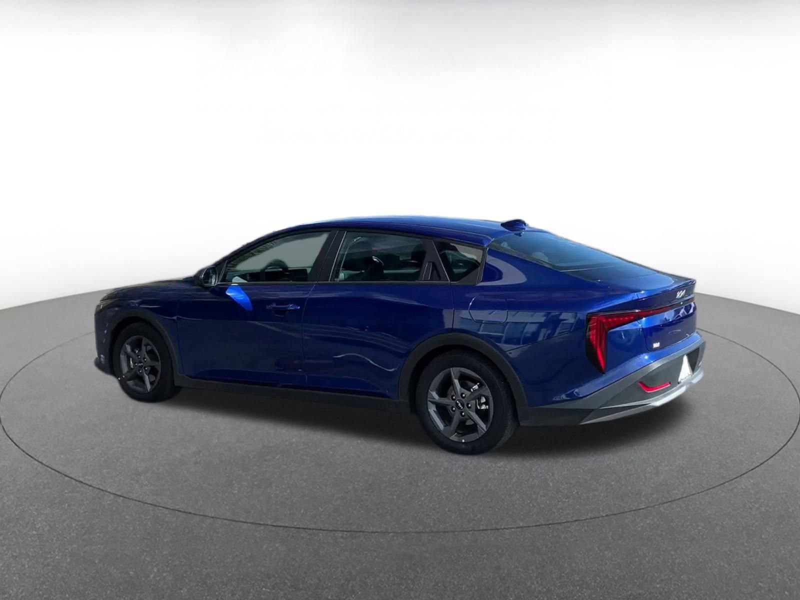 Thumbnail: 2025 Kia K4 - 10