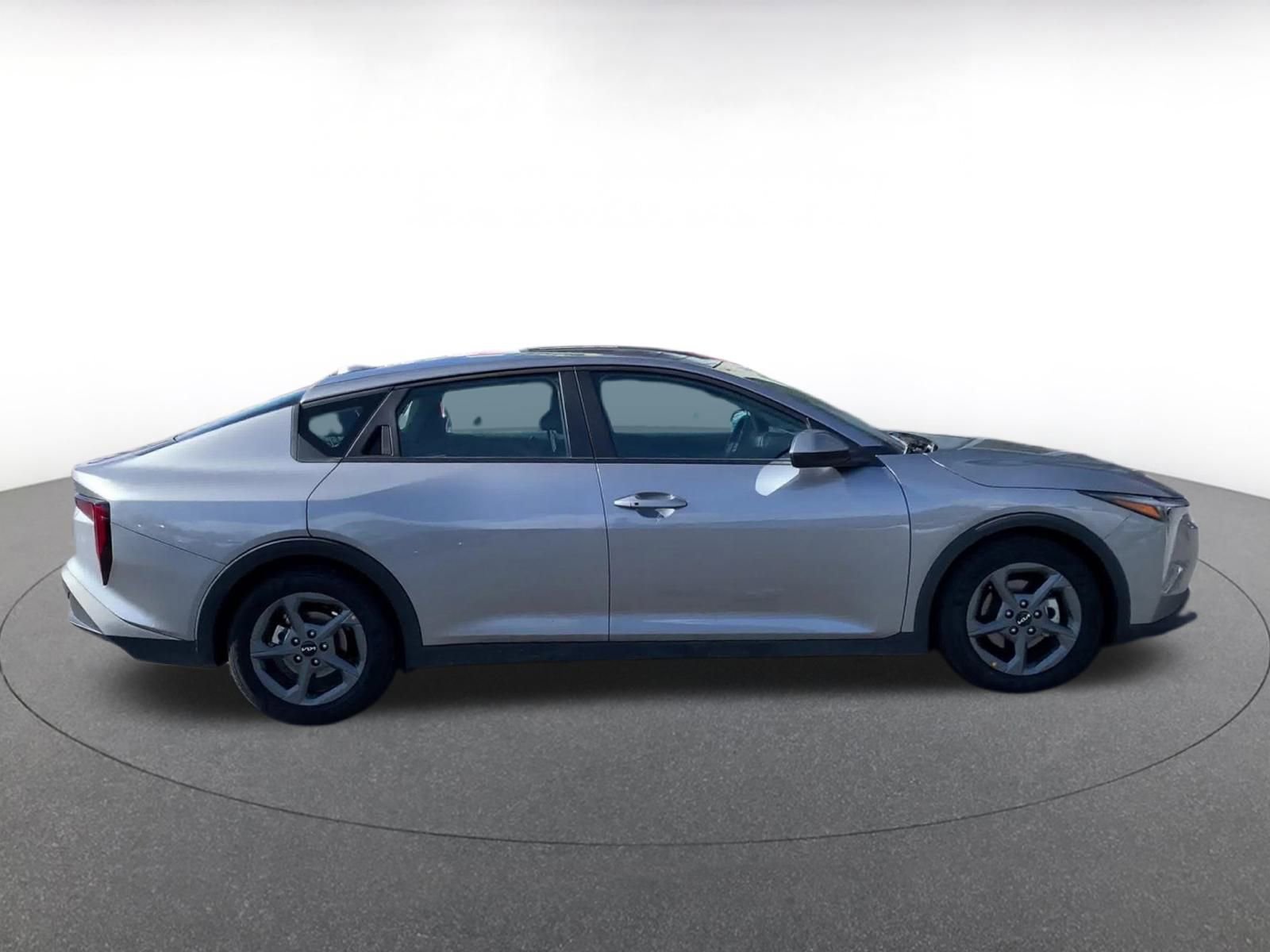 Thumbnail: 2025 Kia K4 - 16