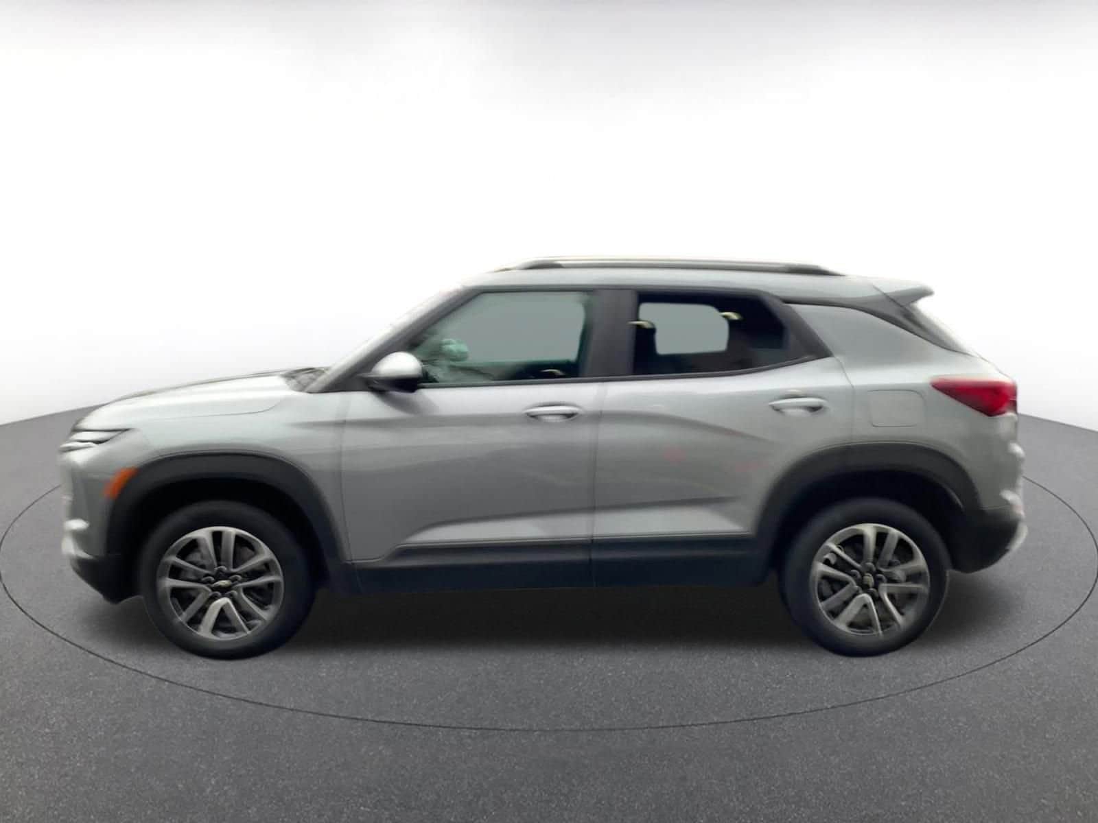 Thumbnail: 2025 Chevrolet TrailBlazer - 9