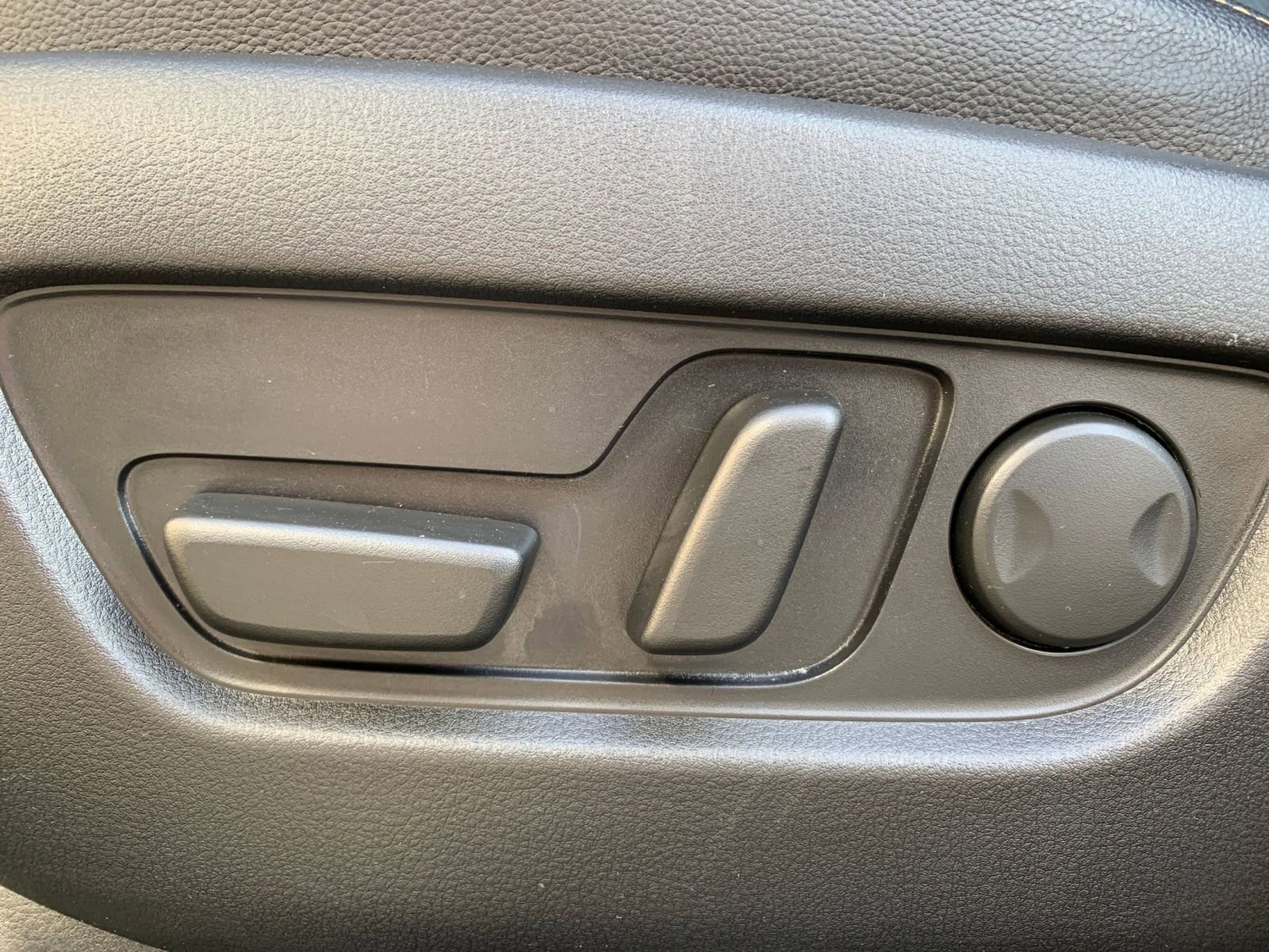 Thumbnail: 2025 Mazda CX-90 - 25