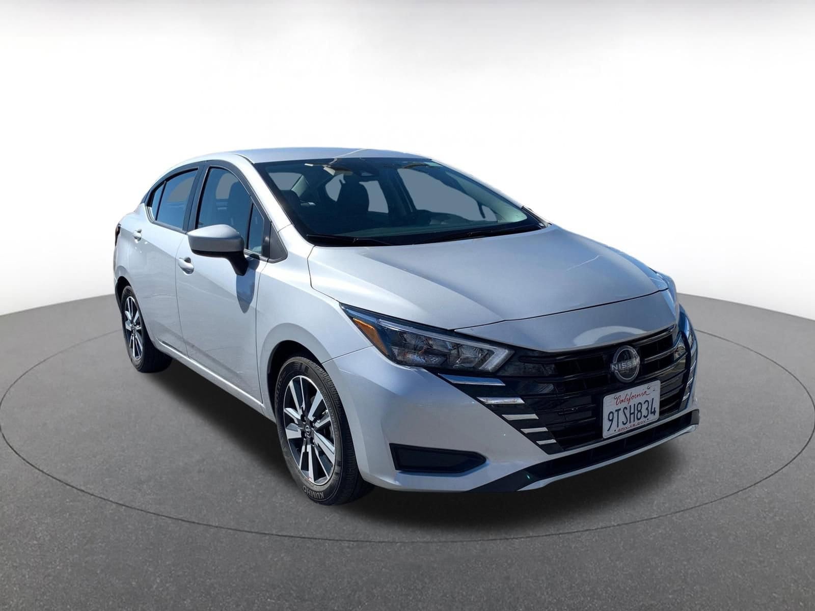 2025 Nissan Versa Sedan SV