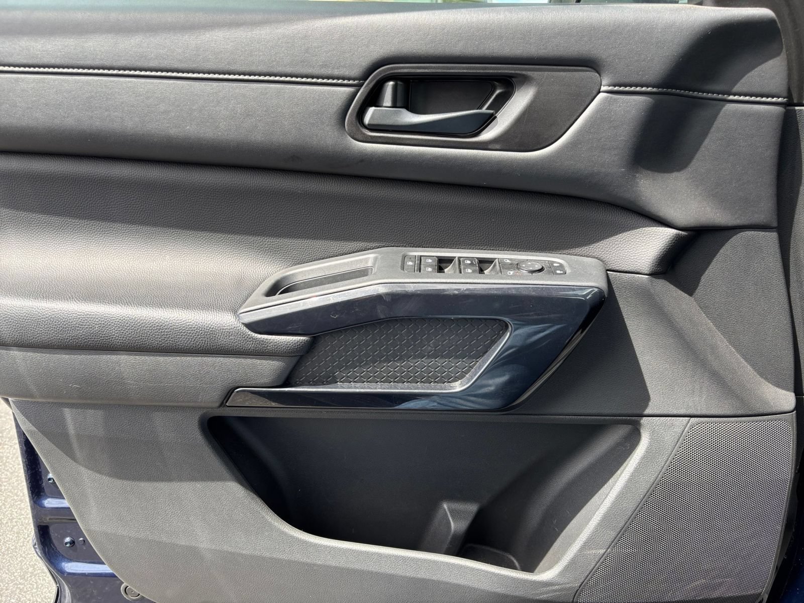 Thumbnail: 2025 Nissan Pathfinder - 15