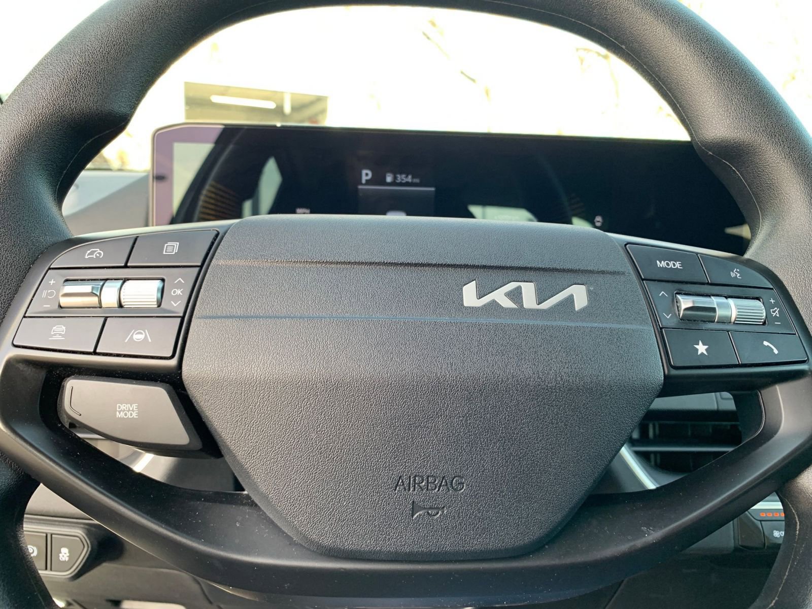 Thumbnail: 2025 Kia K4 - 28