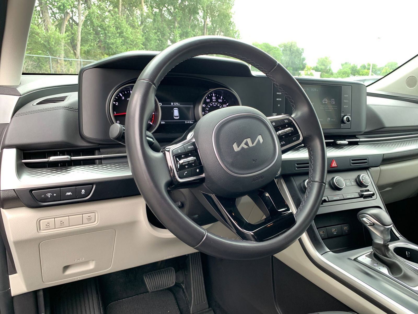 Thumbnail: 2024 Kia Carnival - 34