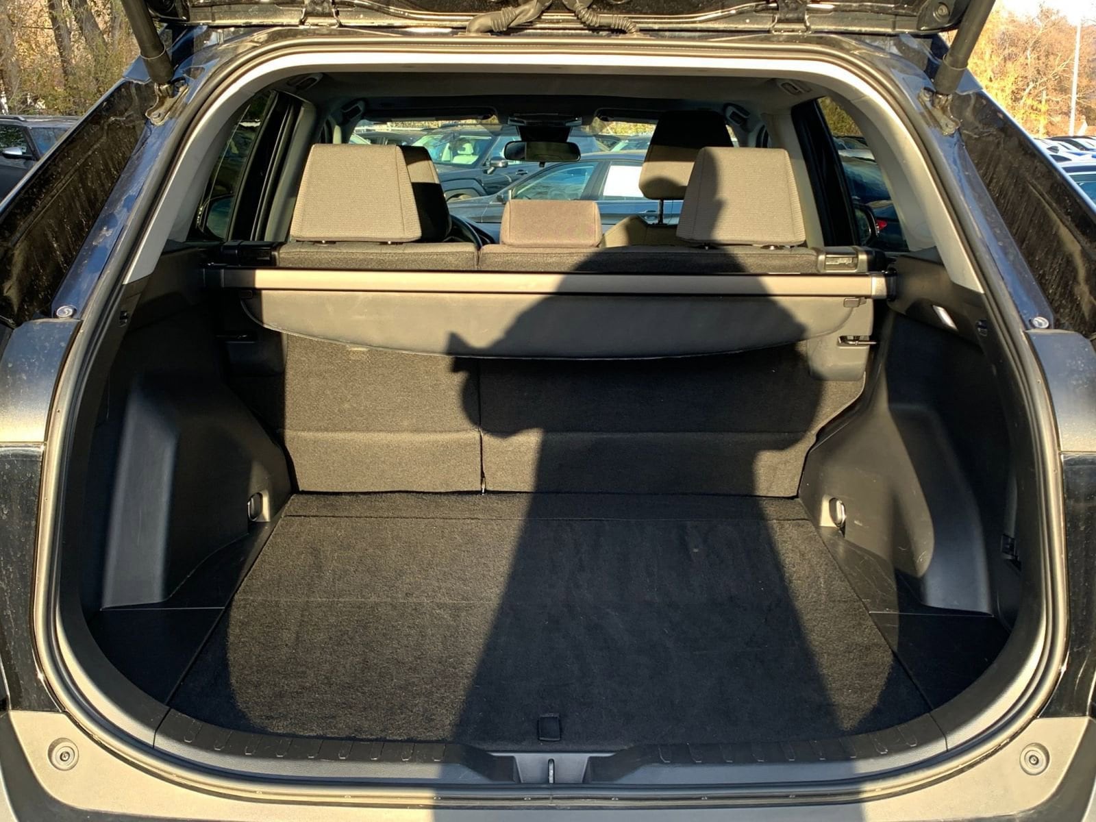 Thumbnail: 2025 Toyota RAV4 - 31