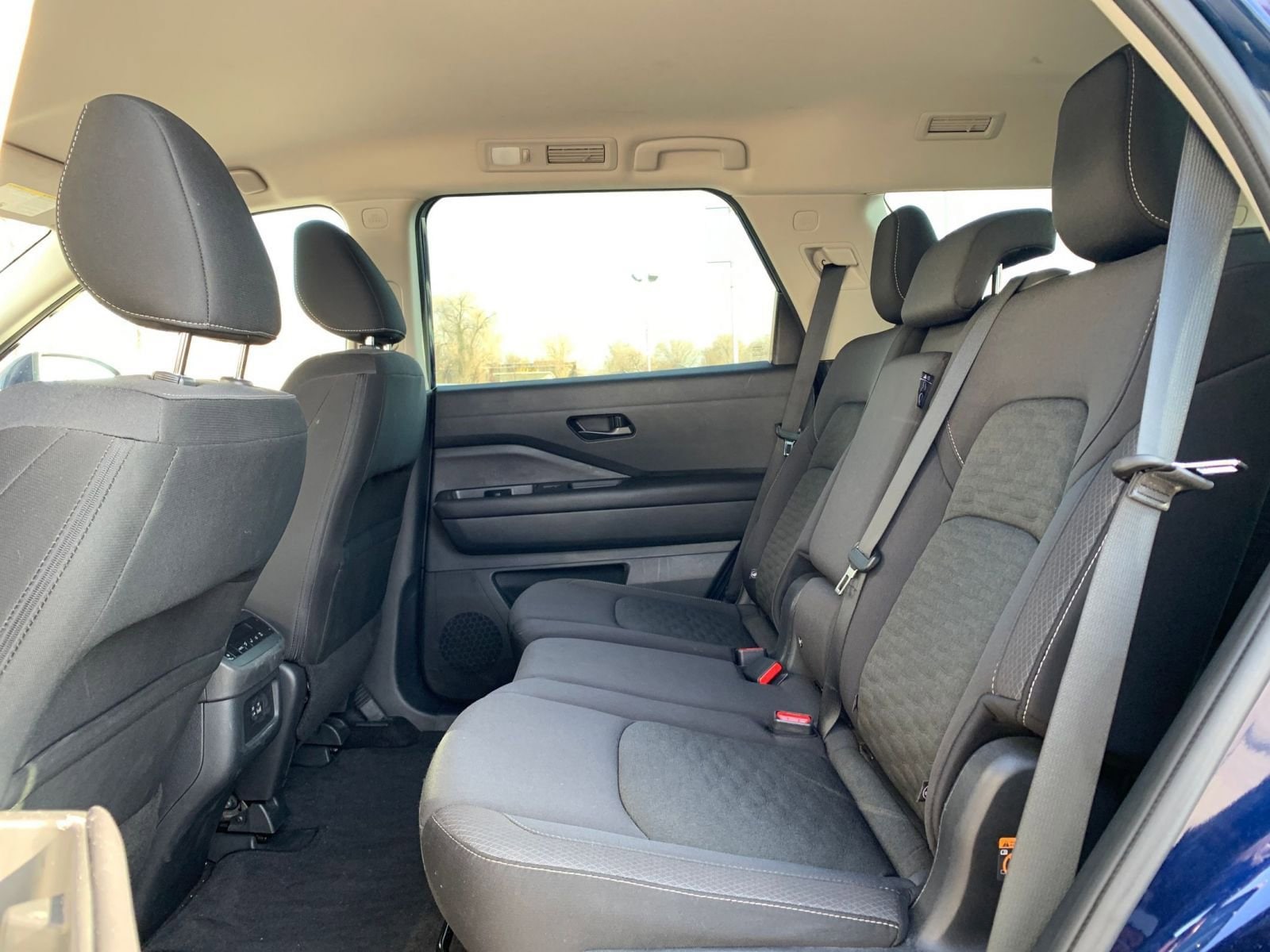 Thumbnail: 2025 Nissan Pathfinder - 28