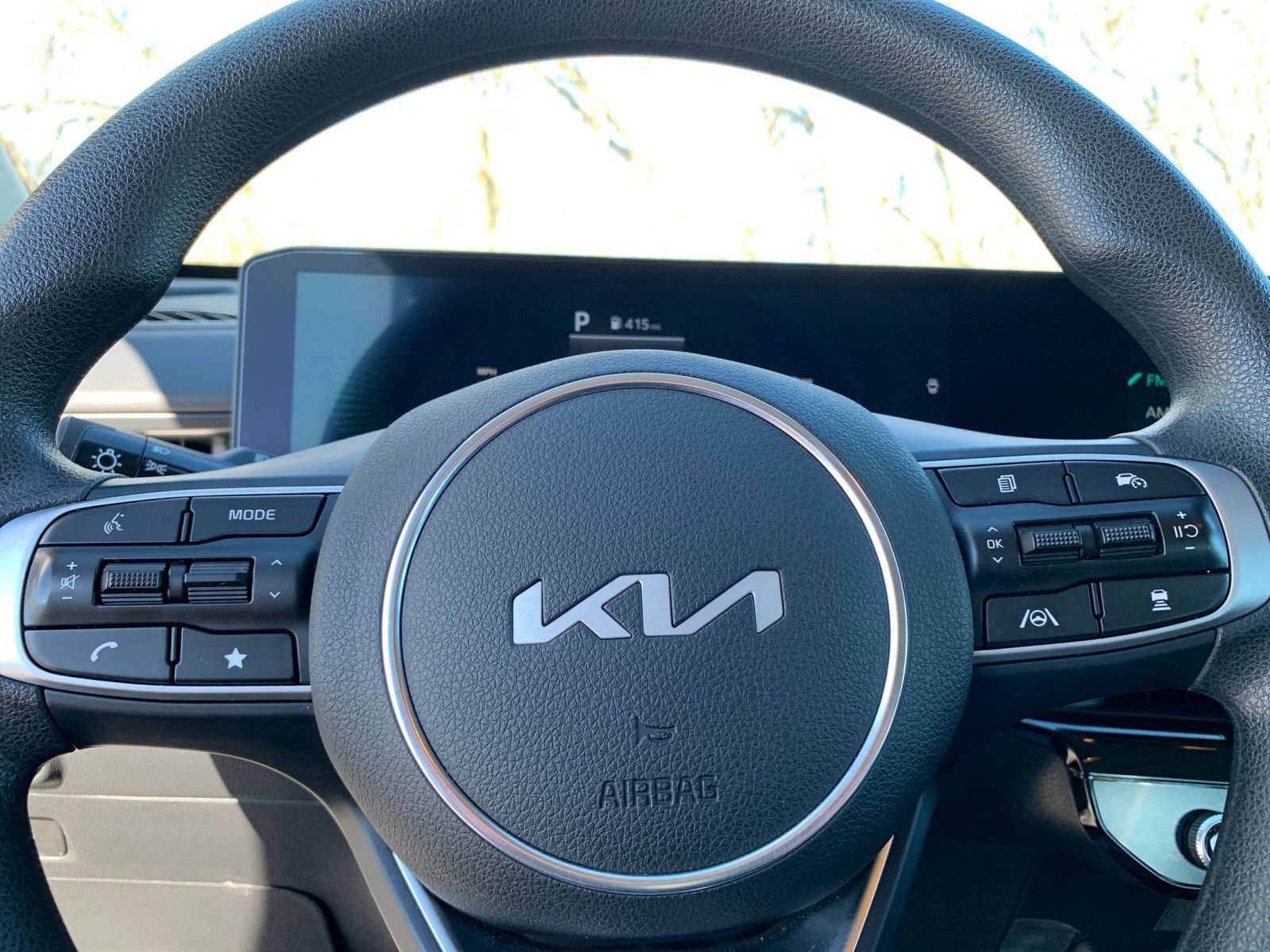 Thumbnail: 2025 Kia K5 - 28