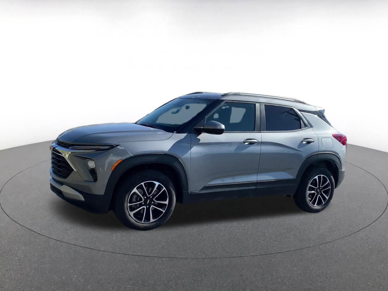 Thumbnail: 2025 Chevrolet TrailBlazer - 8