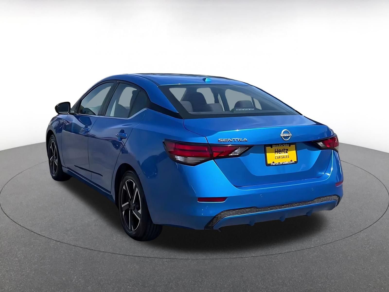Thumbnail: 2025 Nissan Sentra - 10