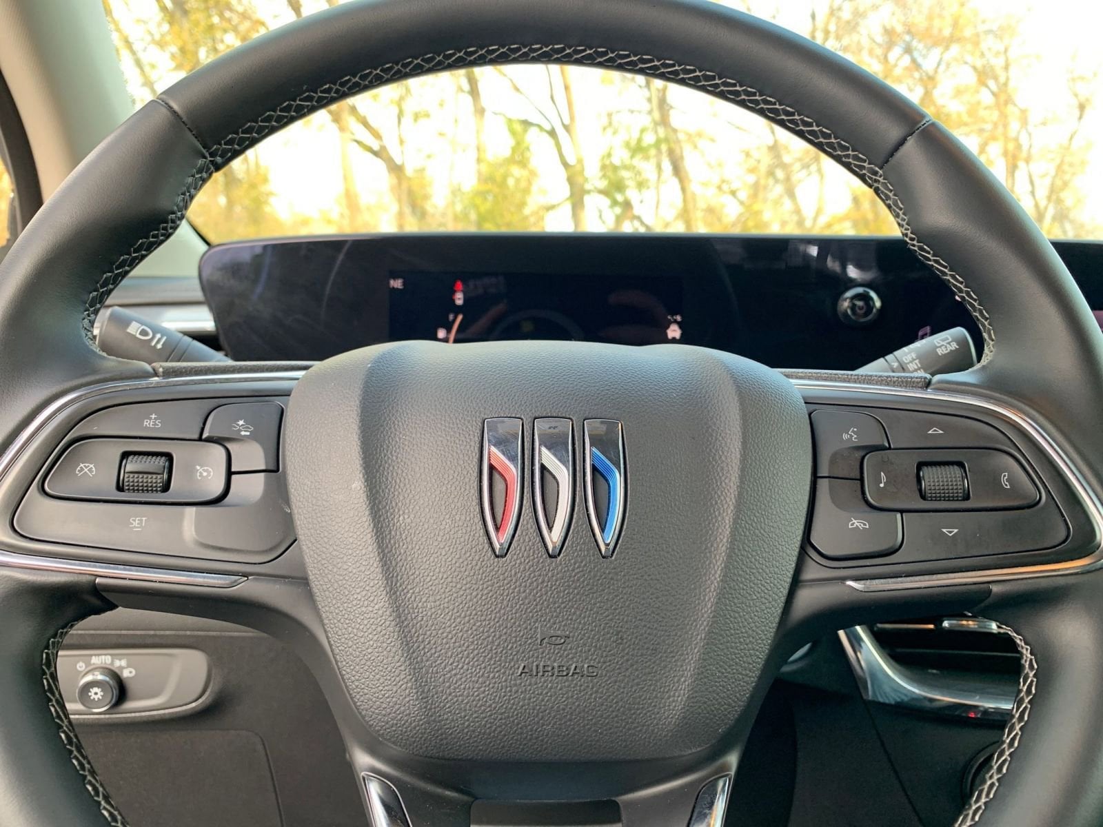 Thumbnail: 2025 Buick Encore GX - 25