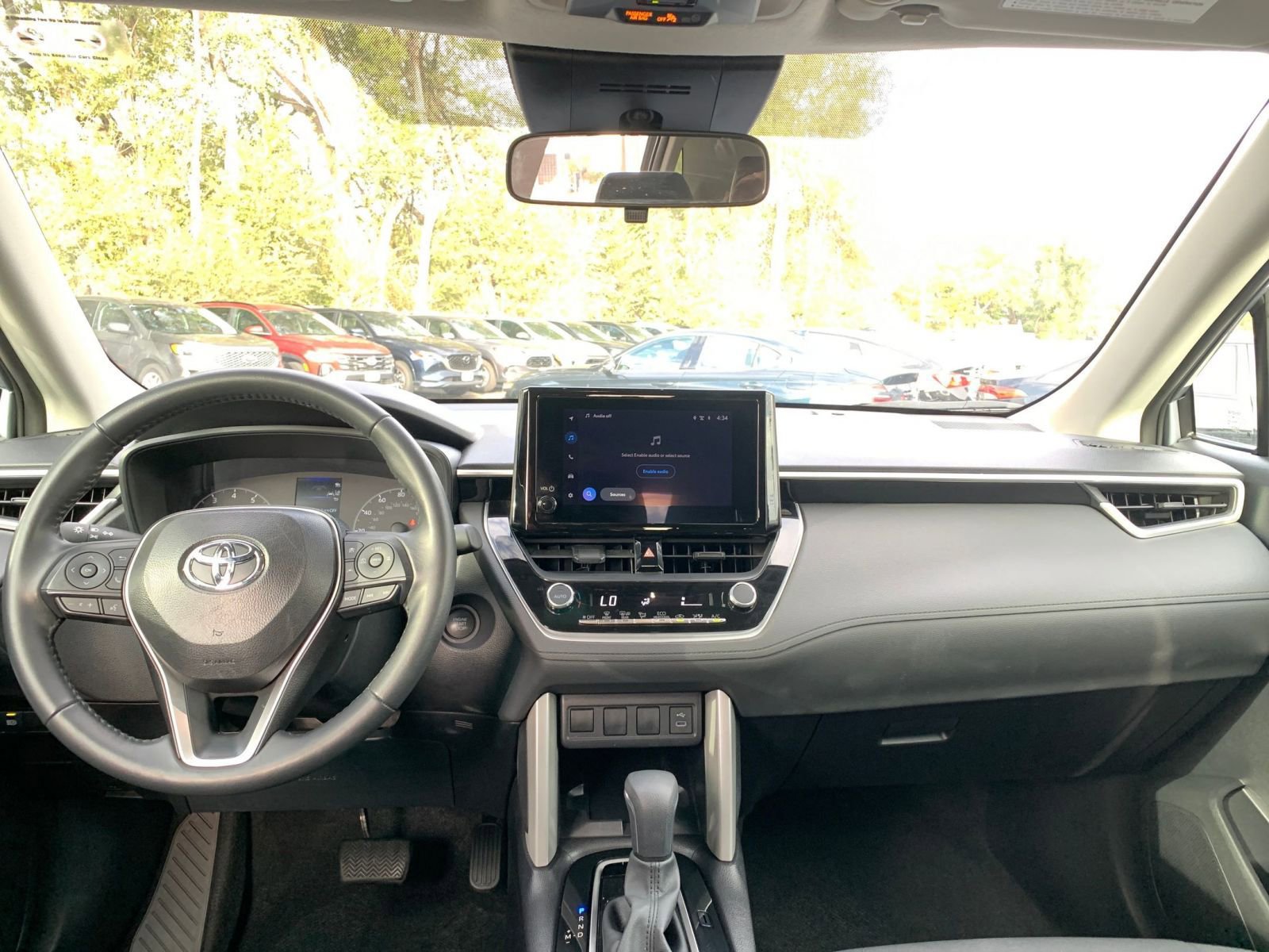 Thumbnail: 2025 Toyota Corolla Cross - 32