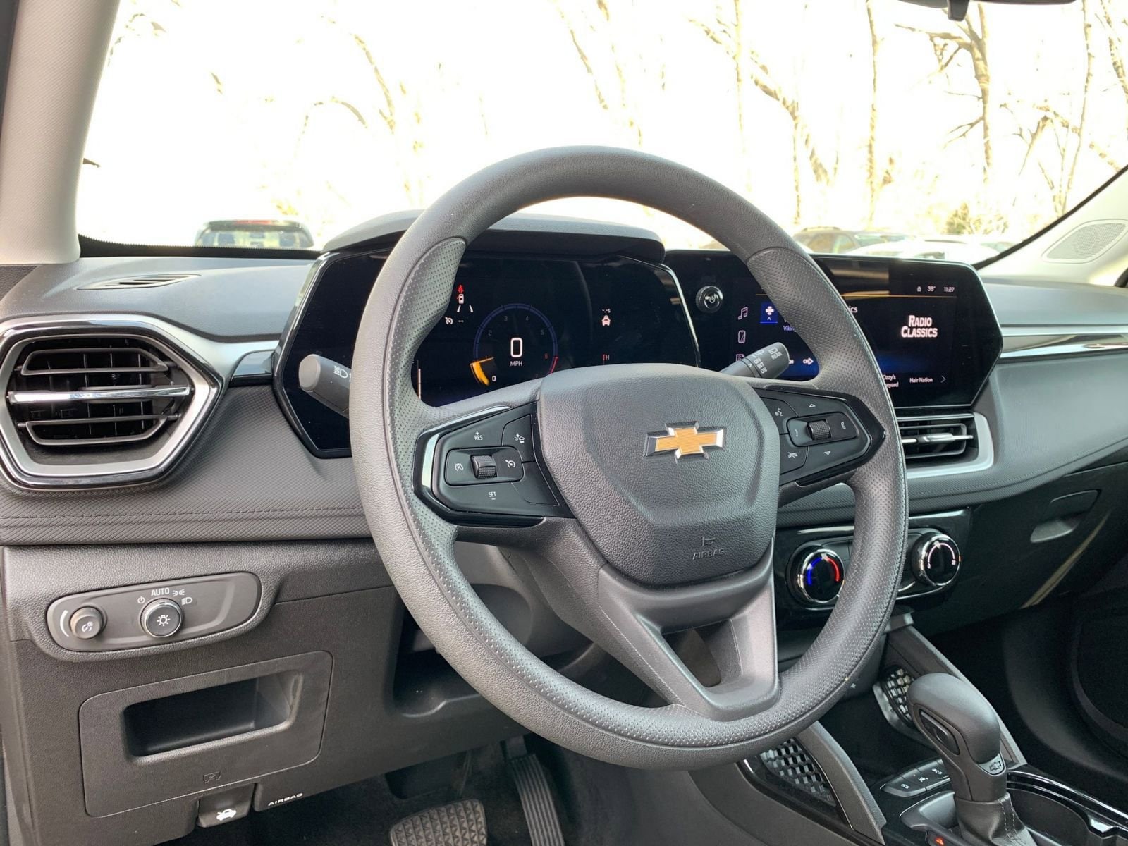 Thumbnail: 2025 Chevrolet TrailBlazer - 32