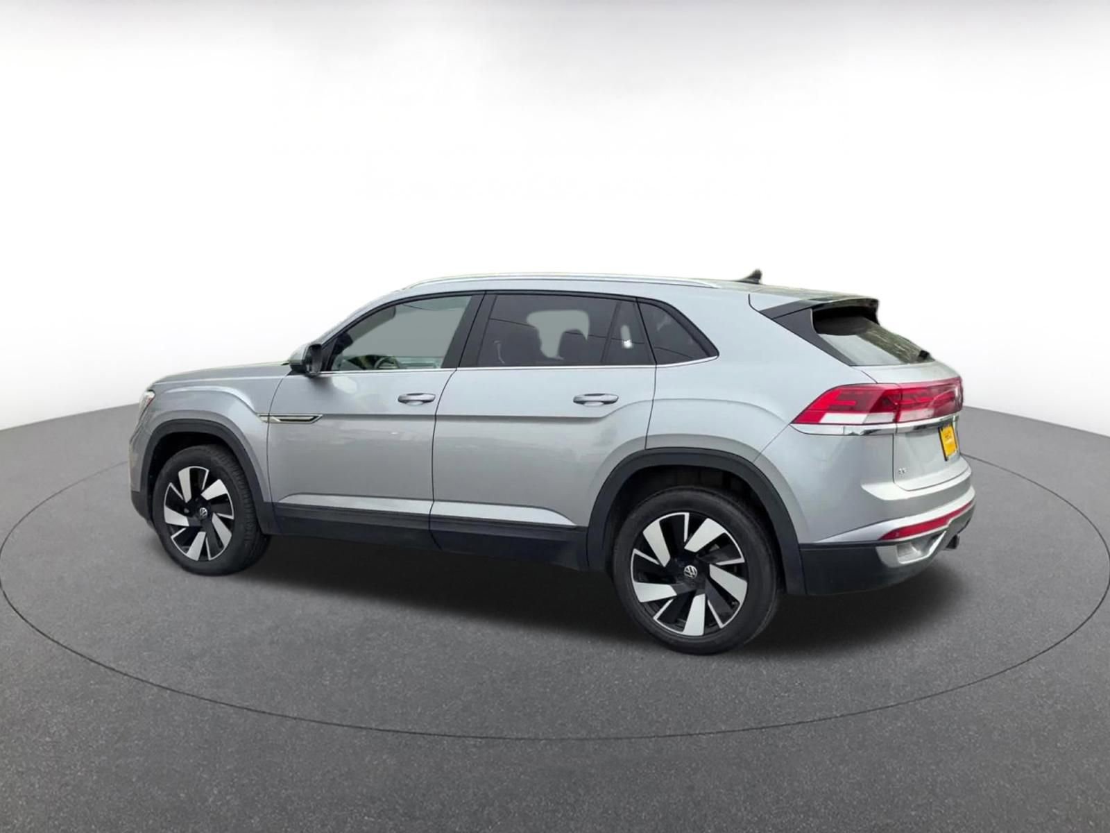 Thumbnail: 2025 Volkswagen Atlas - 10