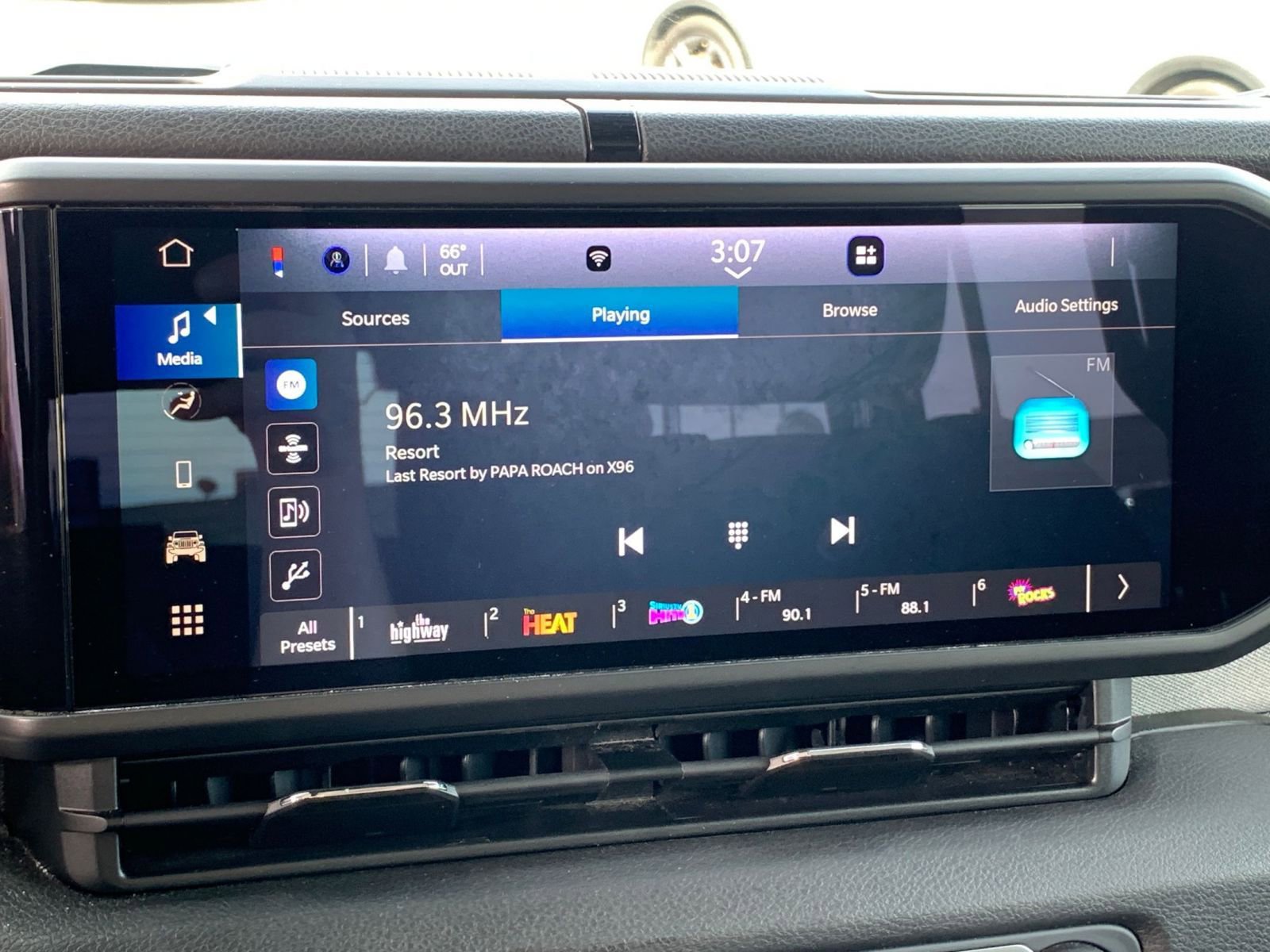 Thumbnail: 2025 Jeep Wrangler - 20