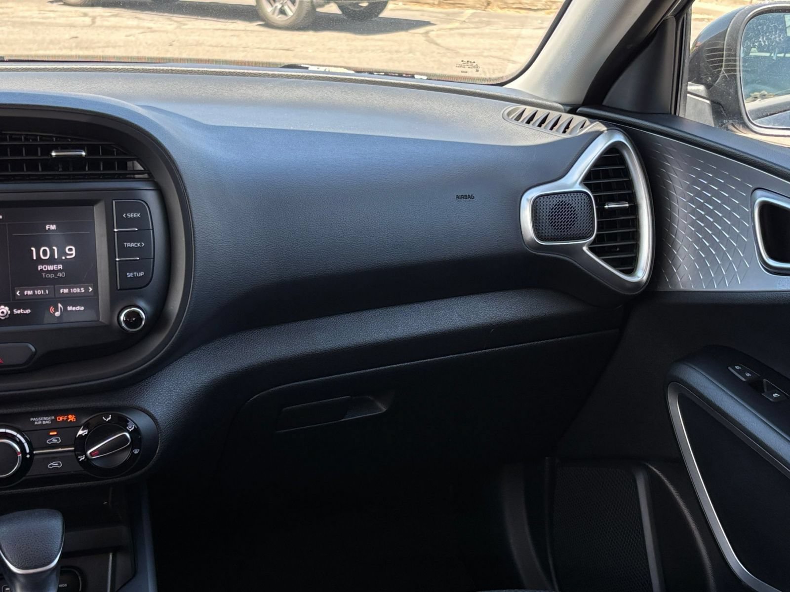 Thumbnail: 2025 Kia Soul - 28