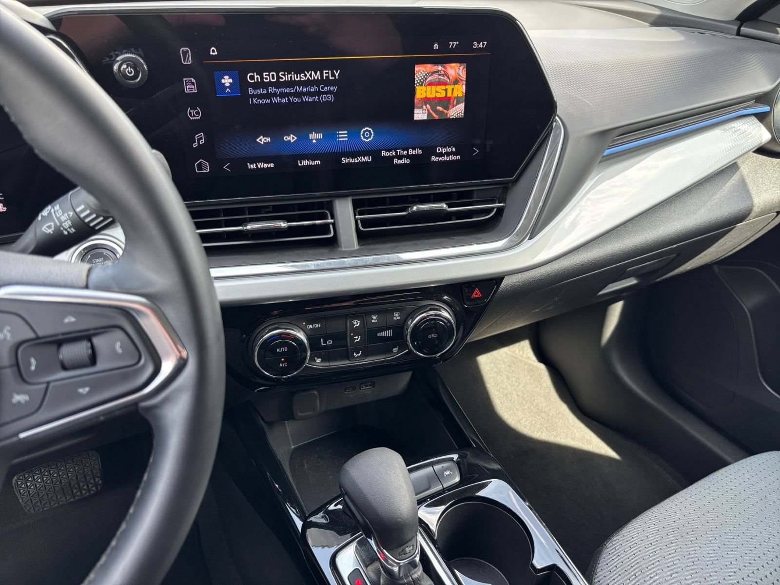 Thumbnail: 2025 Chevrolet Trax - 14