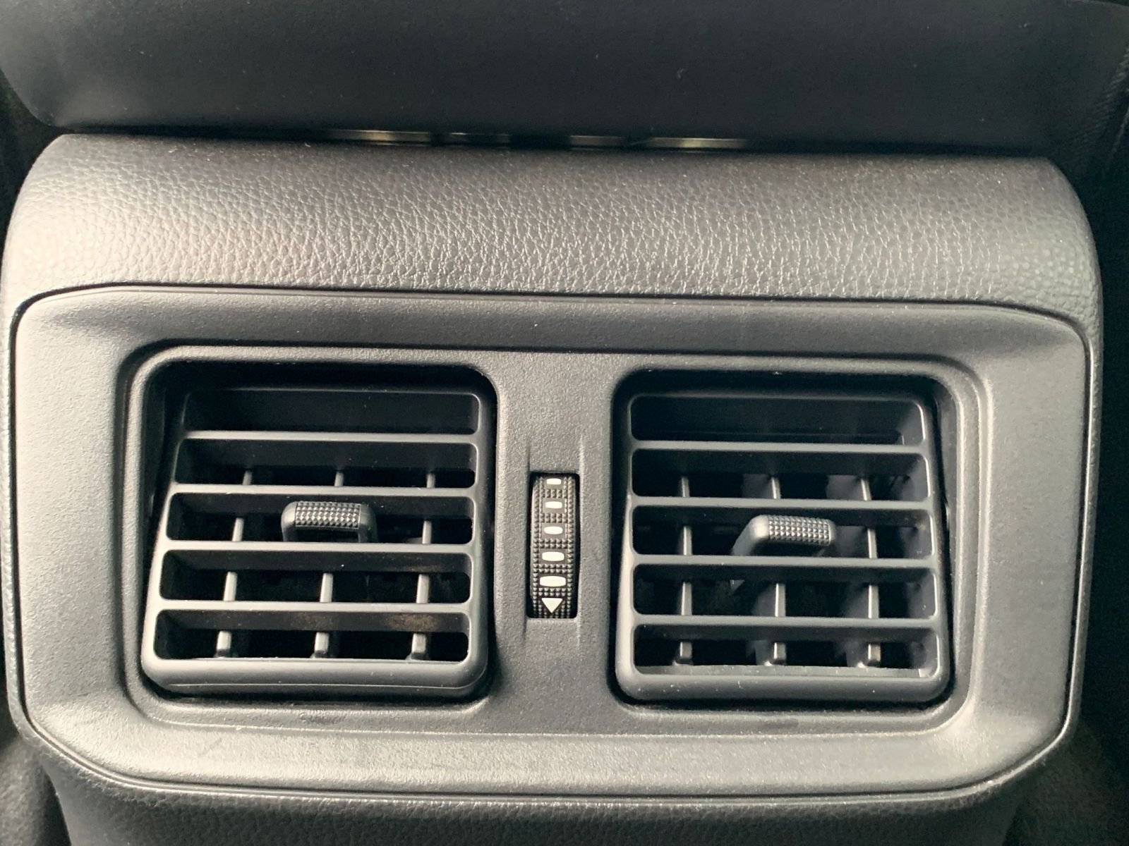 Thumbnail: 2025 Toyota RAV4 - 23