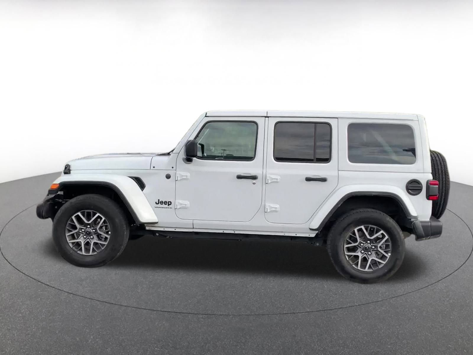 Thumbnail: 2025 Jeep Wrangler - 9
