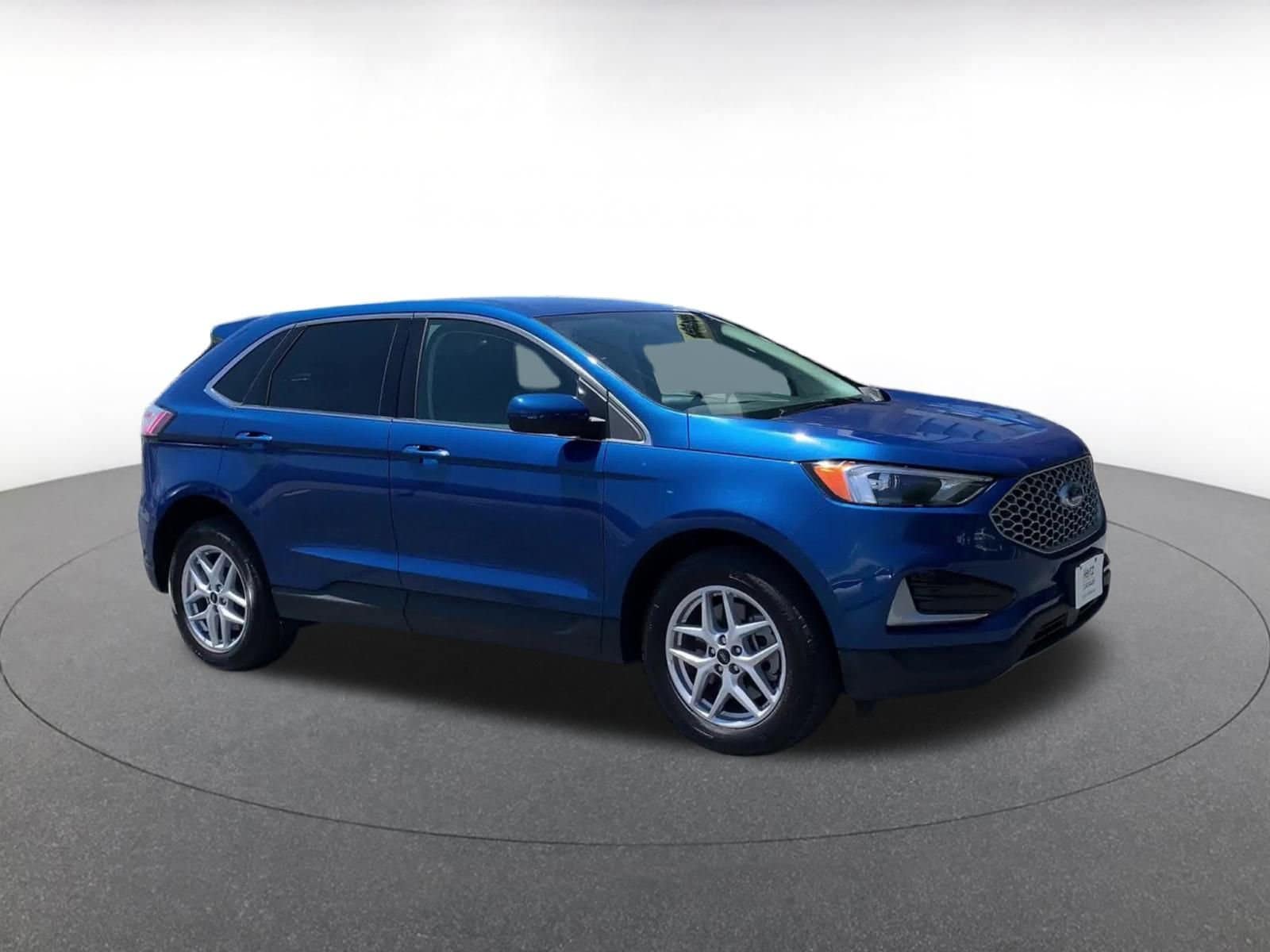 2024 Ford Edge SEL 2
