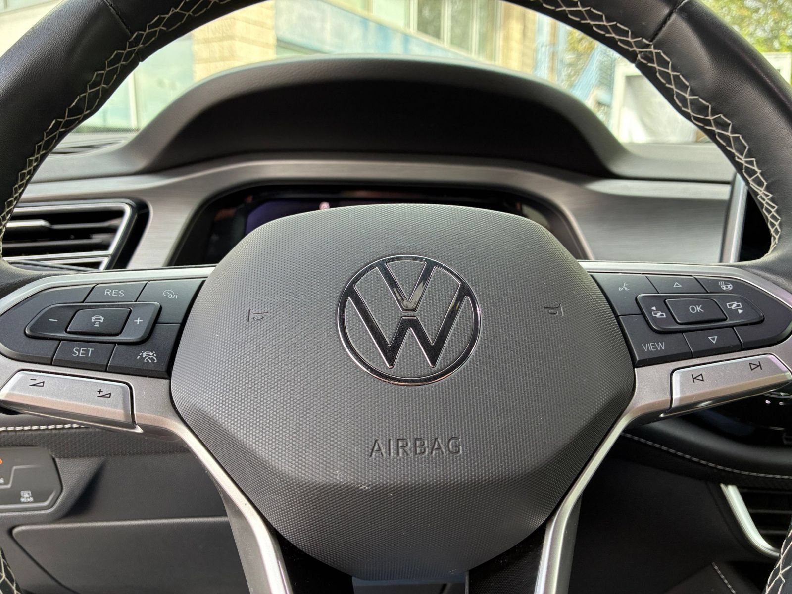 Thumbnail: 2025 Volkswagen Atlas - 29