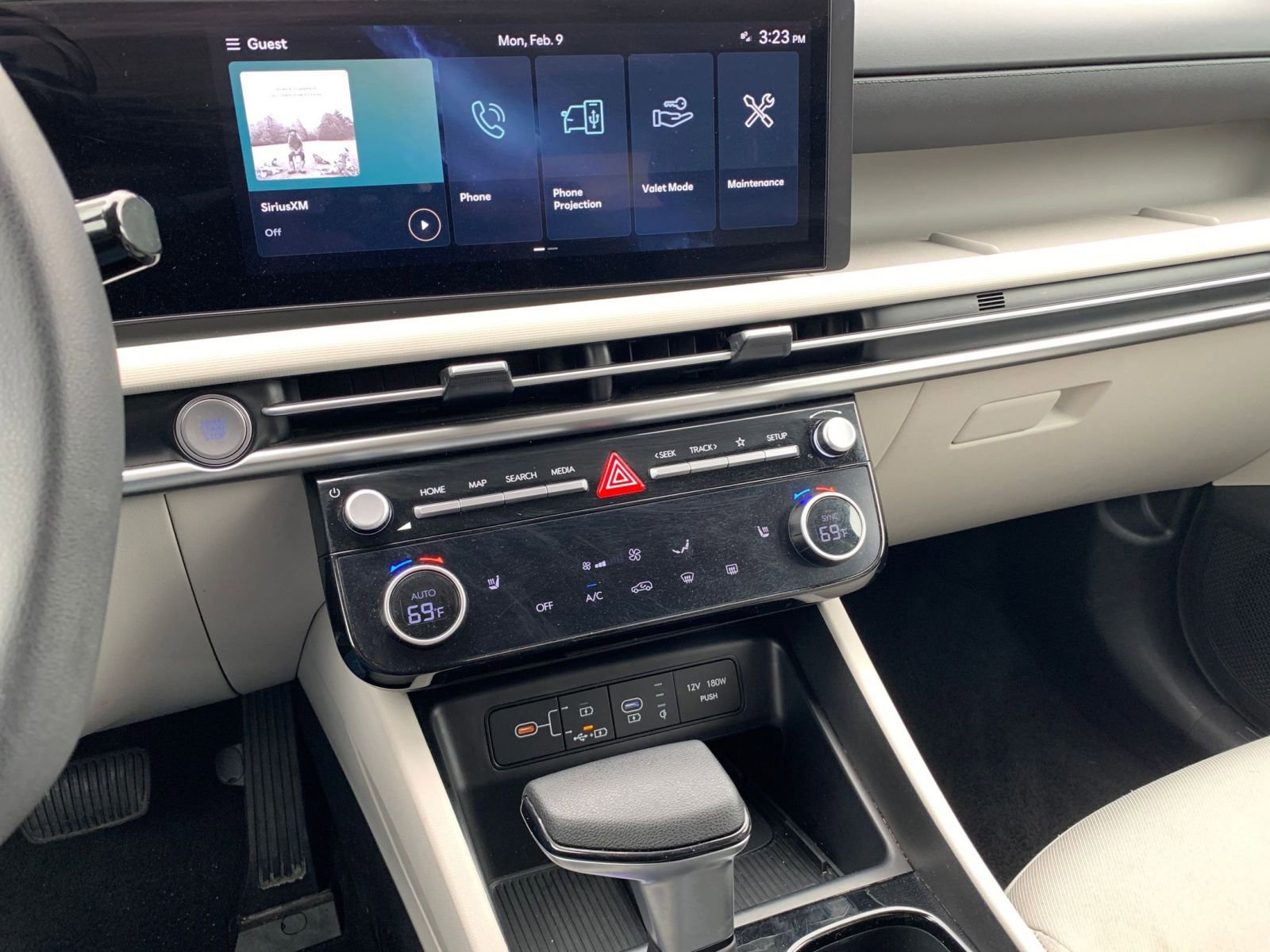 Thumbnail: 2025 Hyundai Tucson - 17