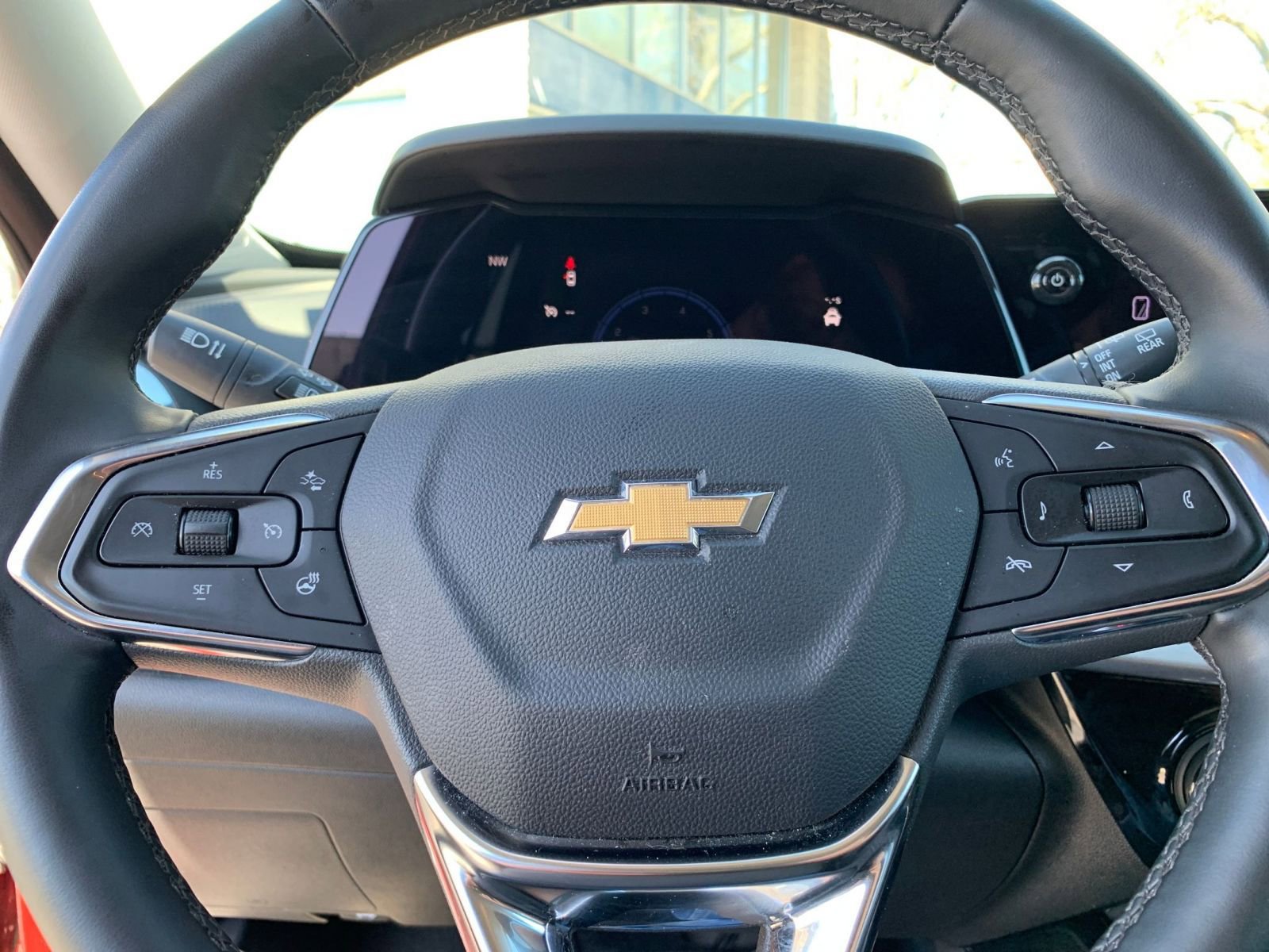 Thumbnail: 2025 Chevrolet Trax - 27