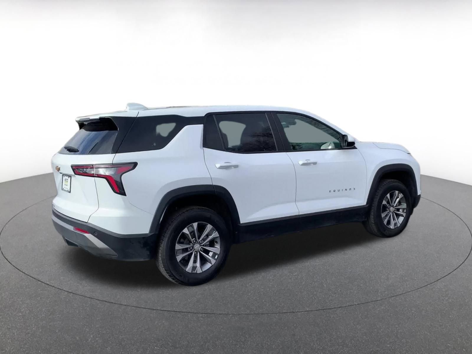 Thumbnail: 2025 Chevrolet Equinox - 15