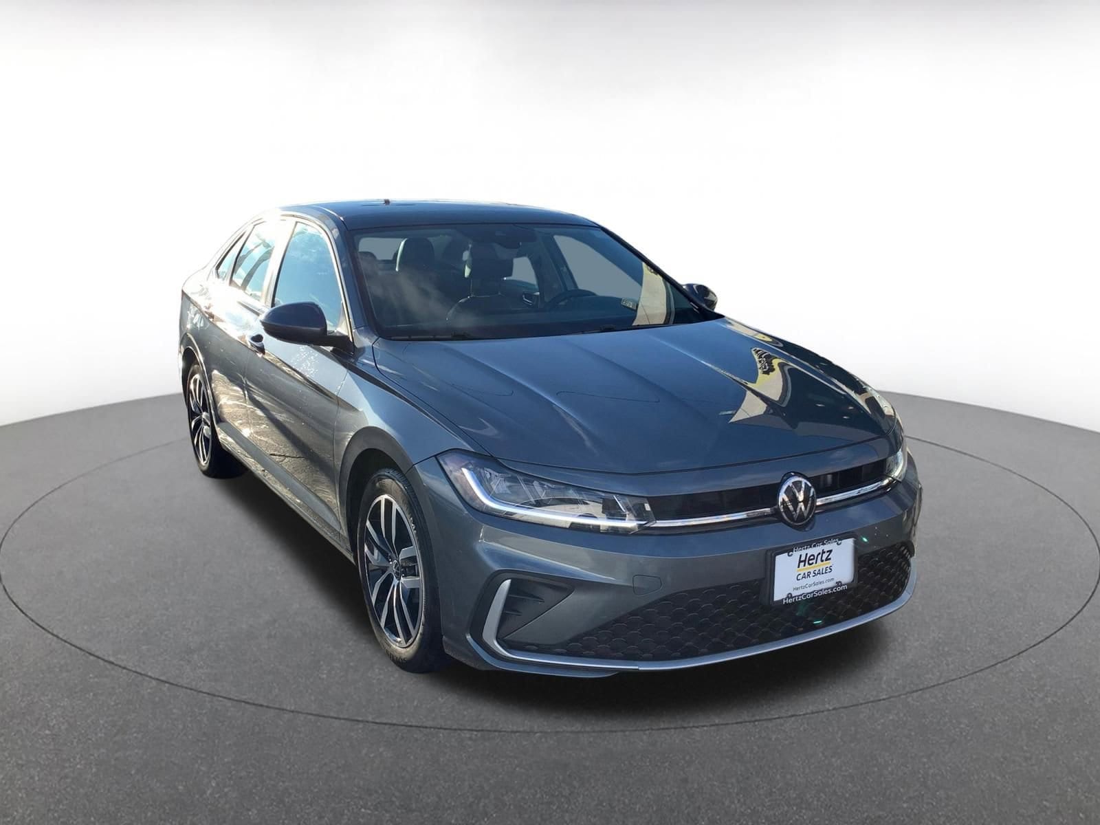 Thumbnail: 2025 Volkswagen Jetta - 1