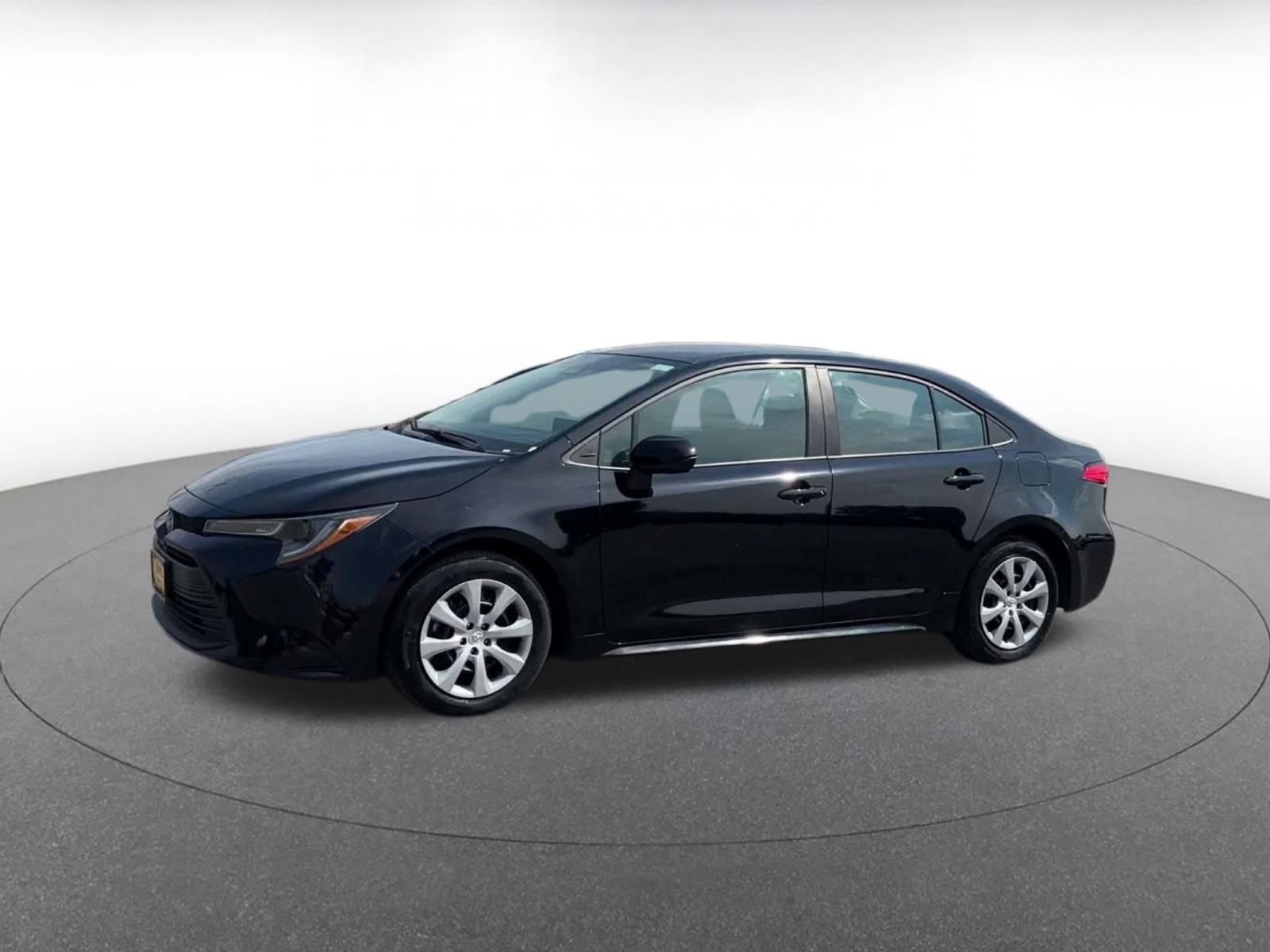 Thumbnail: 2025 Toyota Corolla - 8