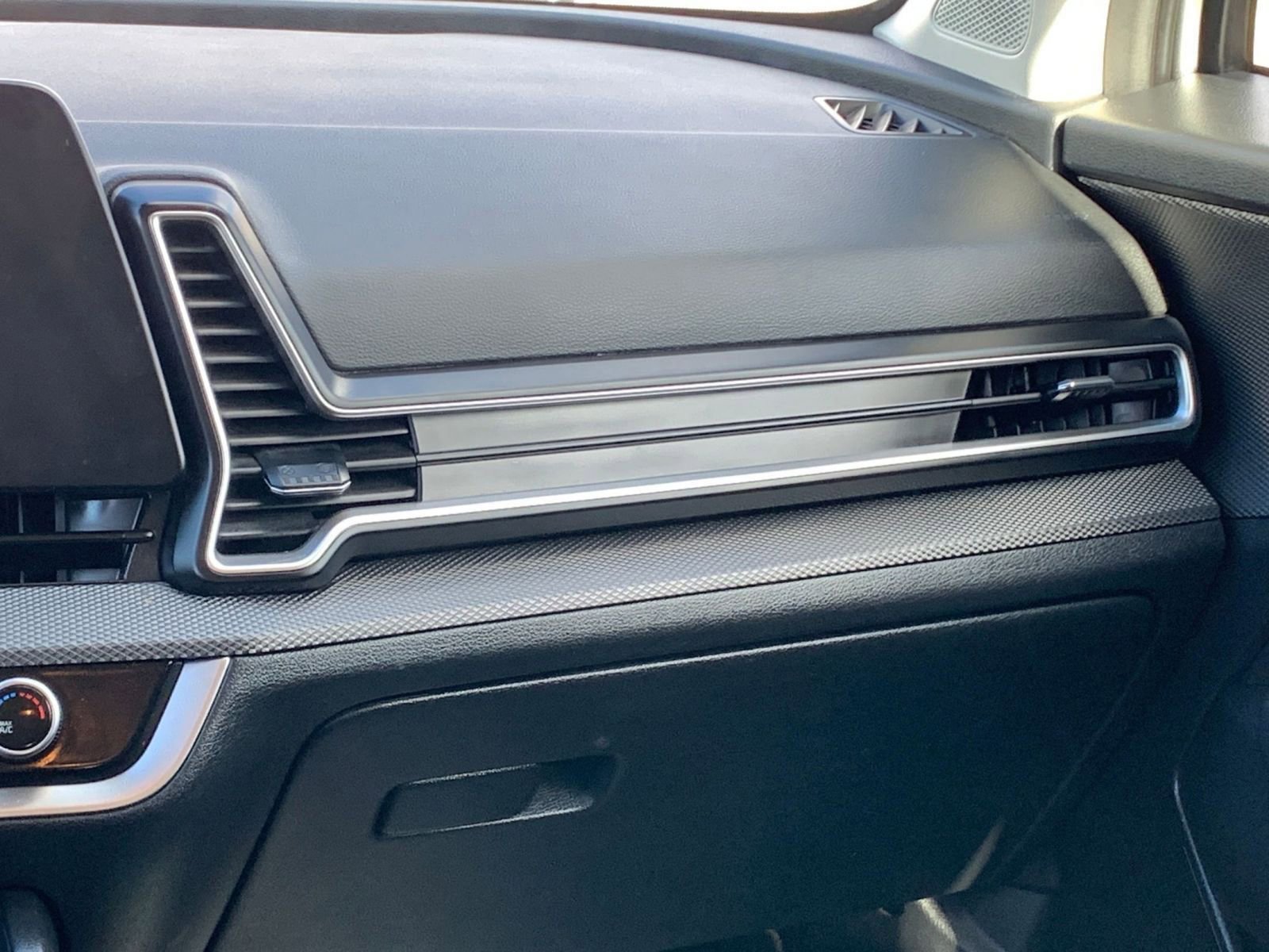 Thumbnail: 2024 Kia Sportage - 34