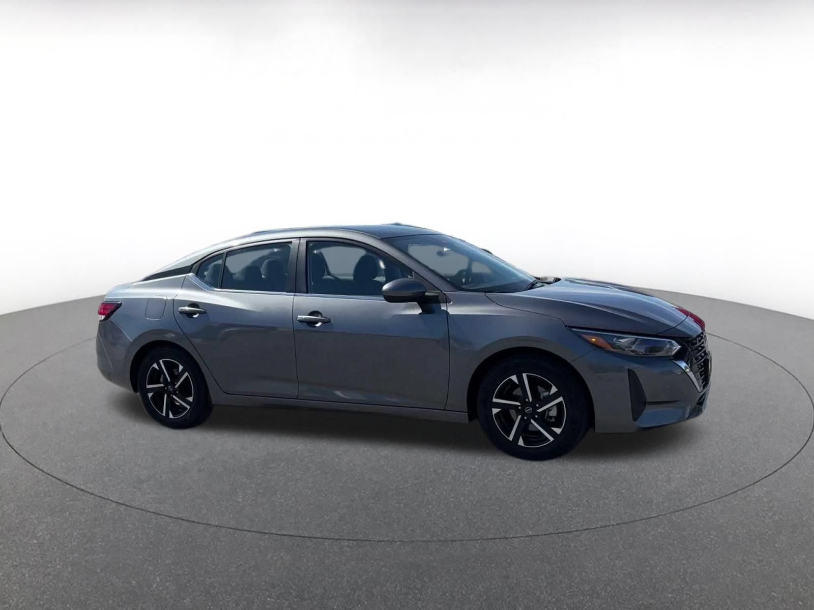 Thumbnail: 2025 Nissan Sentra - 2