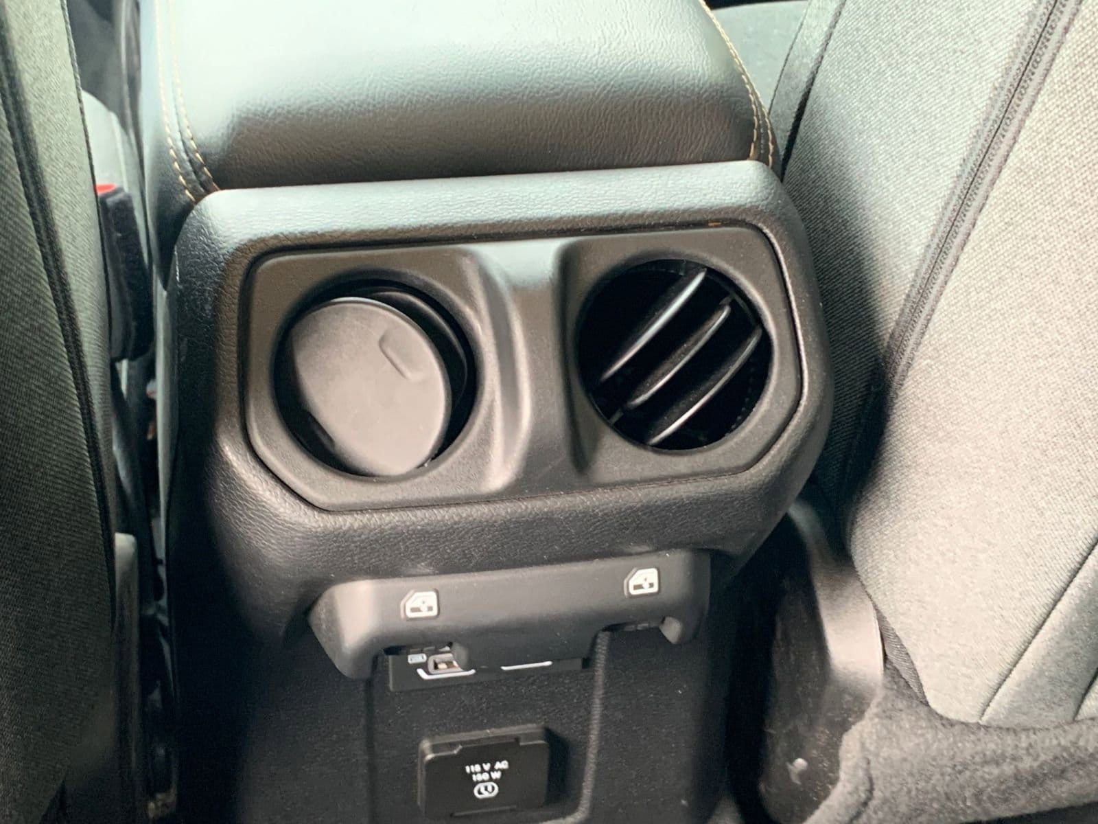 Thumbnail: 2025 Jeep Wrangler - 23