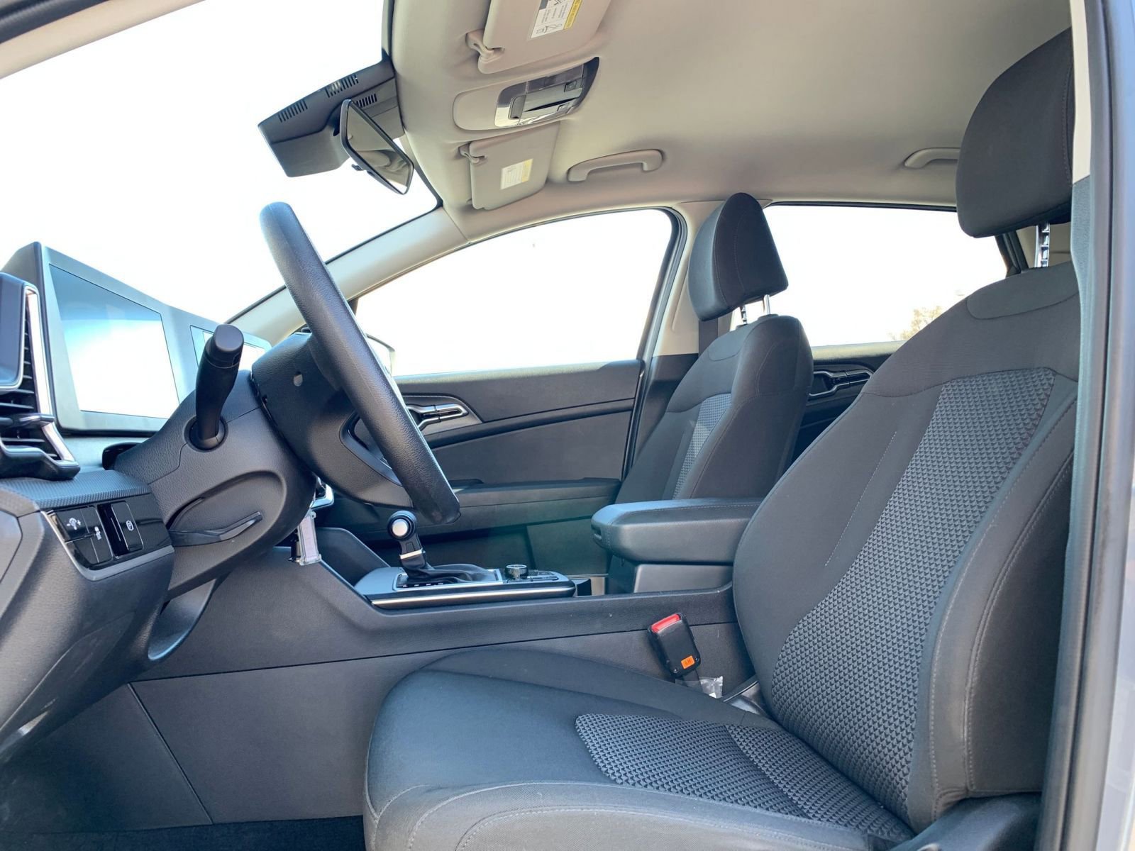 Thumbnail: 2025 Kia Sportage - 25