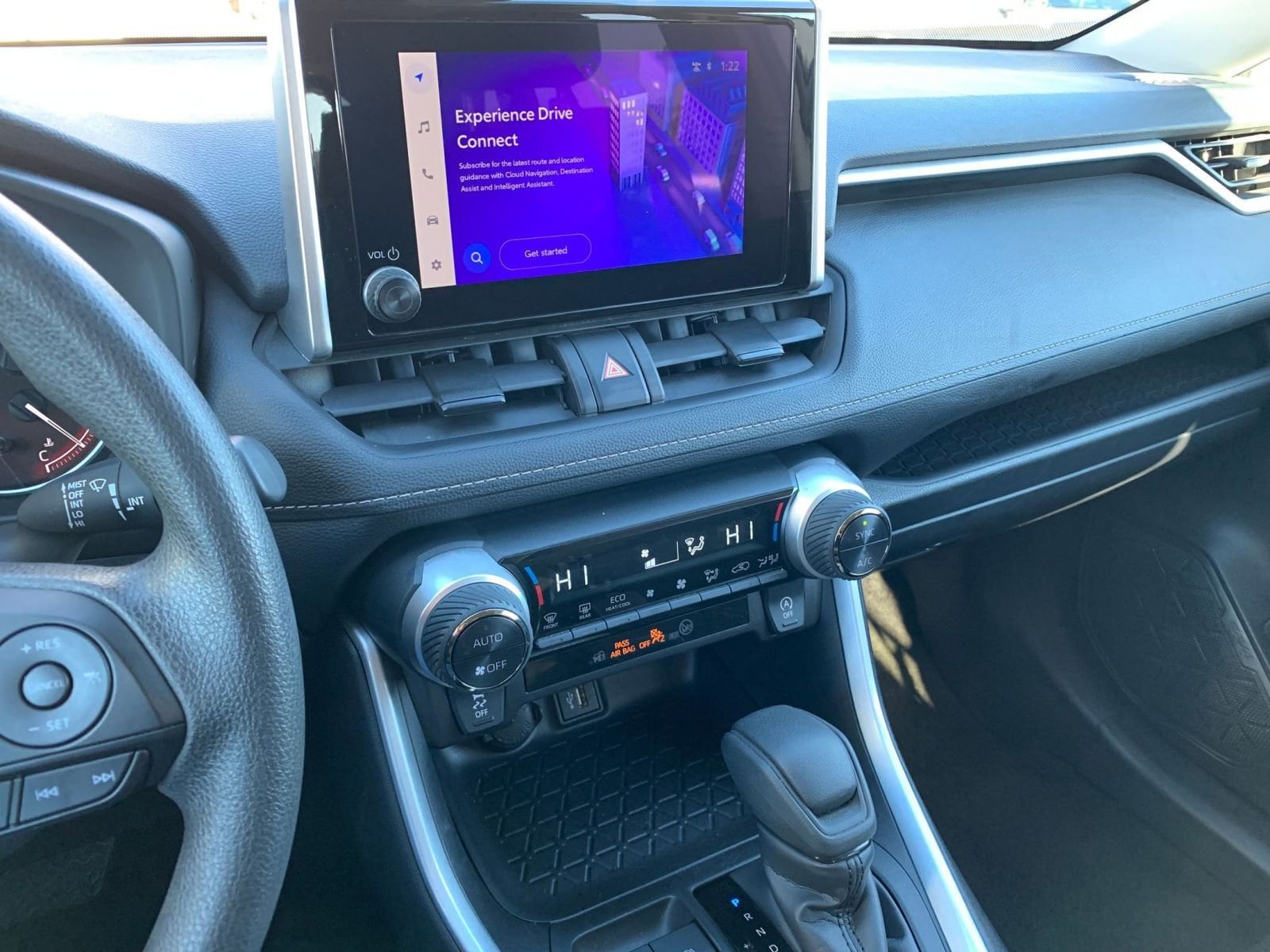 Thumbnail: 2025 Toyota RAV4 - 18