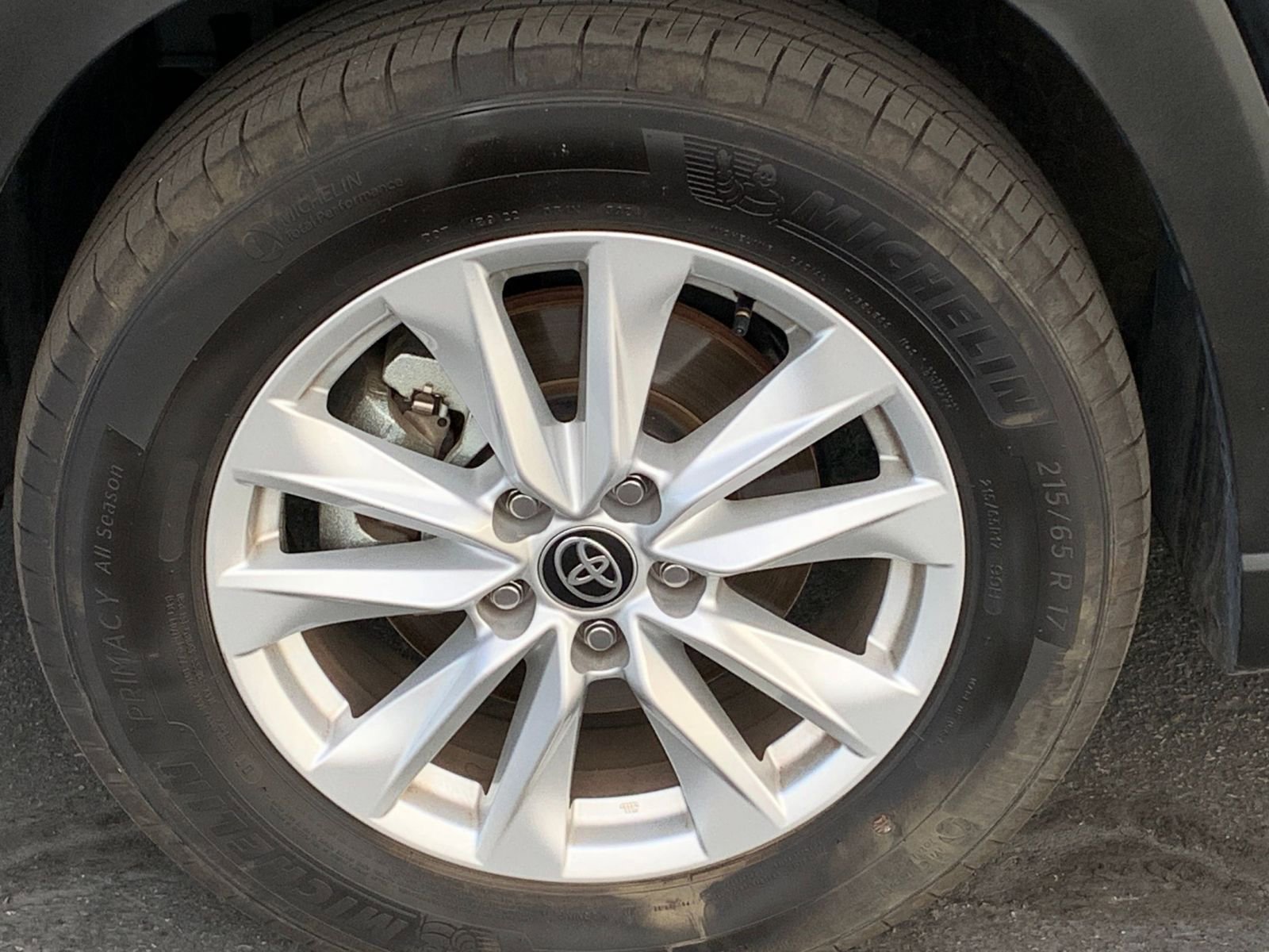 Thumbnail: 2025 Toyota Corolla Cross - 29