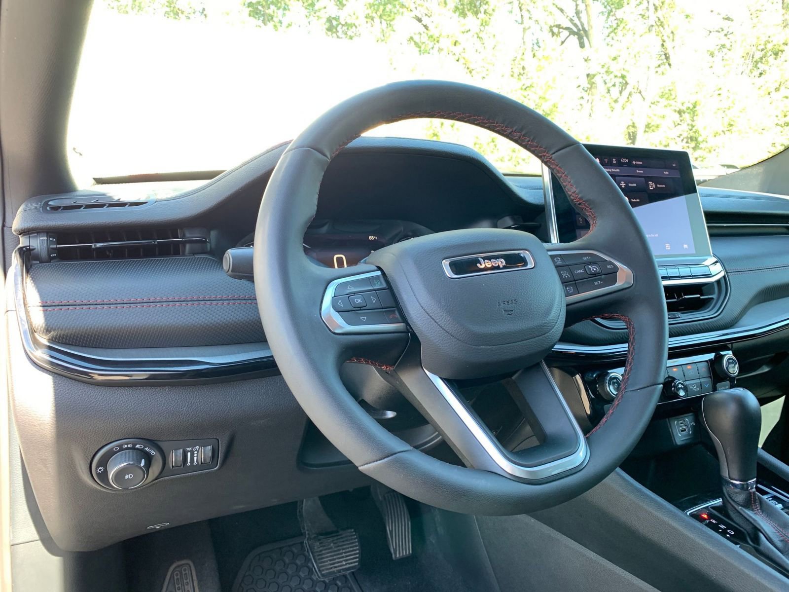 Thumbnail: 2025 Jeep Compass - 33